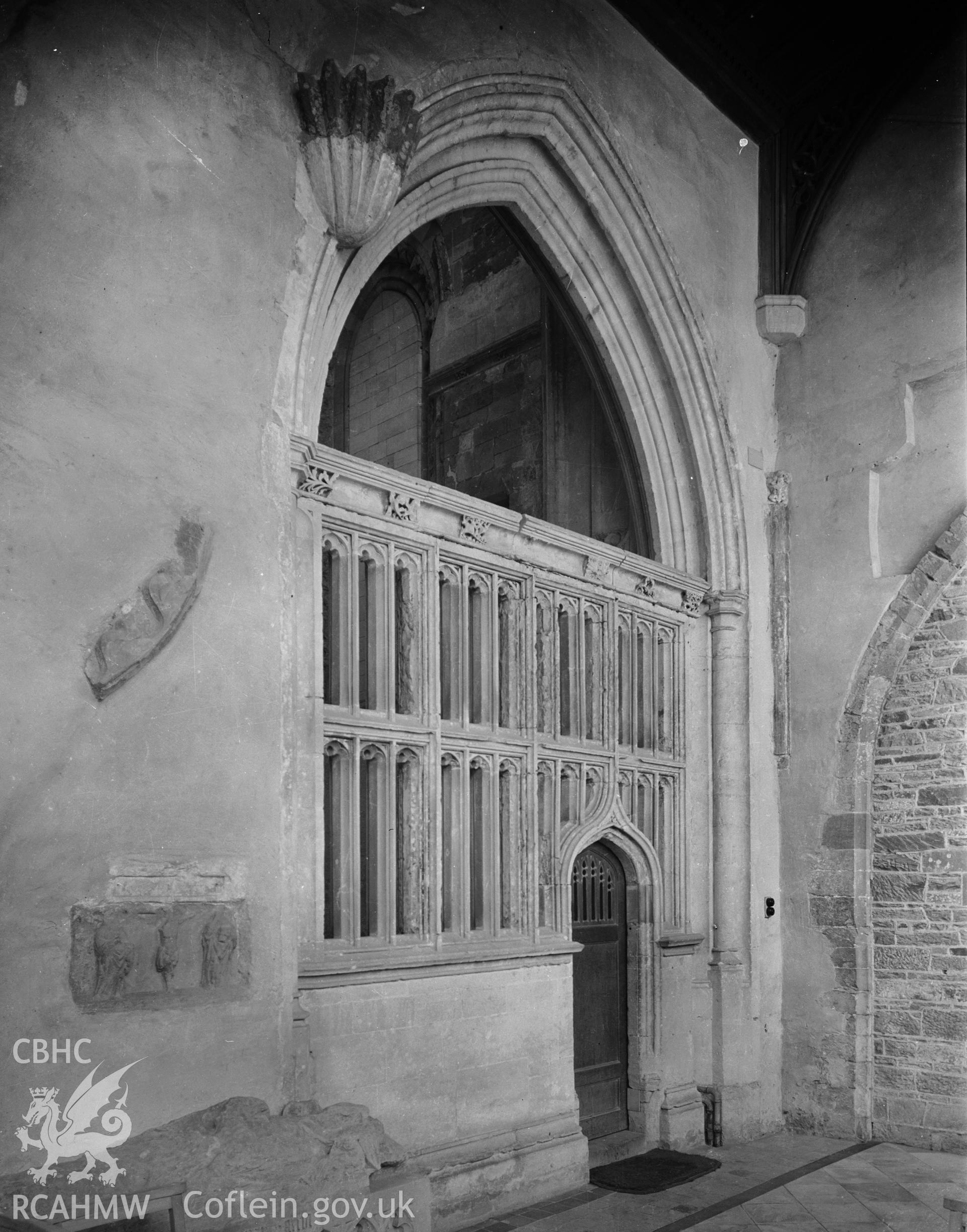 Interior view showing north side of the screen to Trinity Chapel.