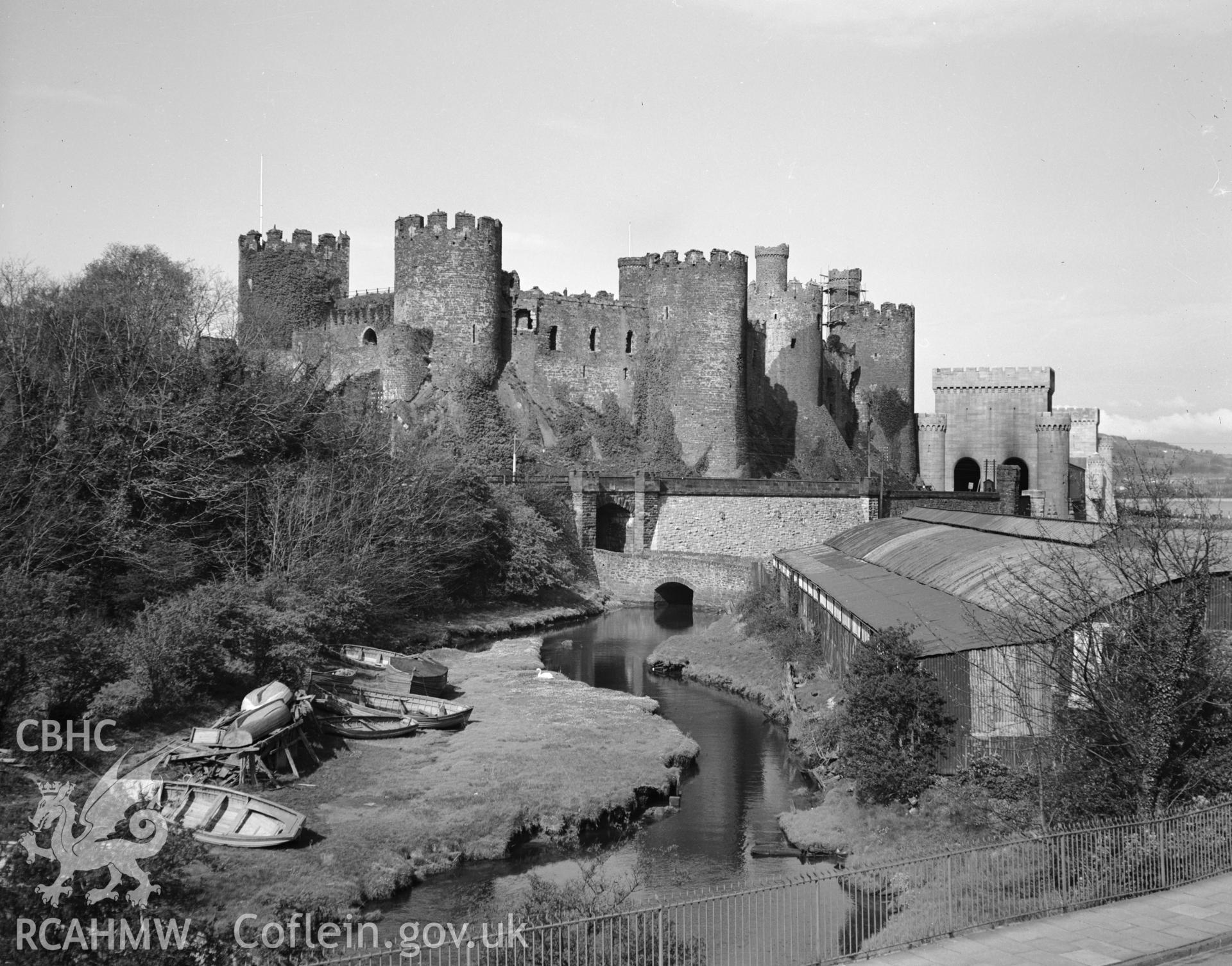 Exterior view of Conwy Castle, taken in 10.09.1951.