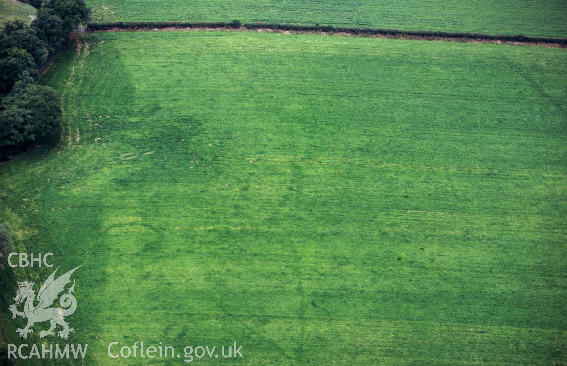 RCAHMW colour slide oblique aerial photograph of Walton Roman Camp I, Old Radnor, taken on 07/07/1999 by CR Musson