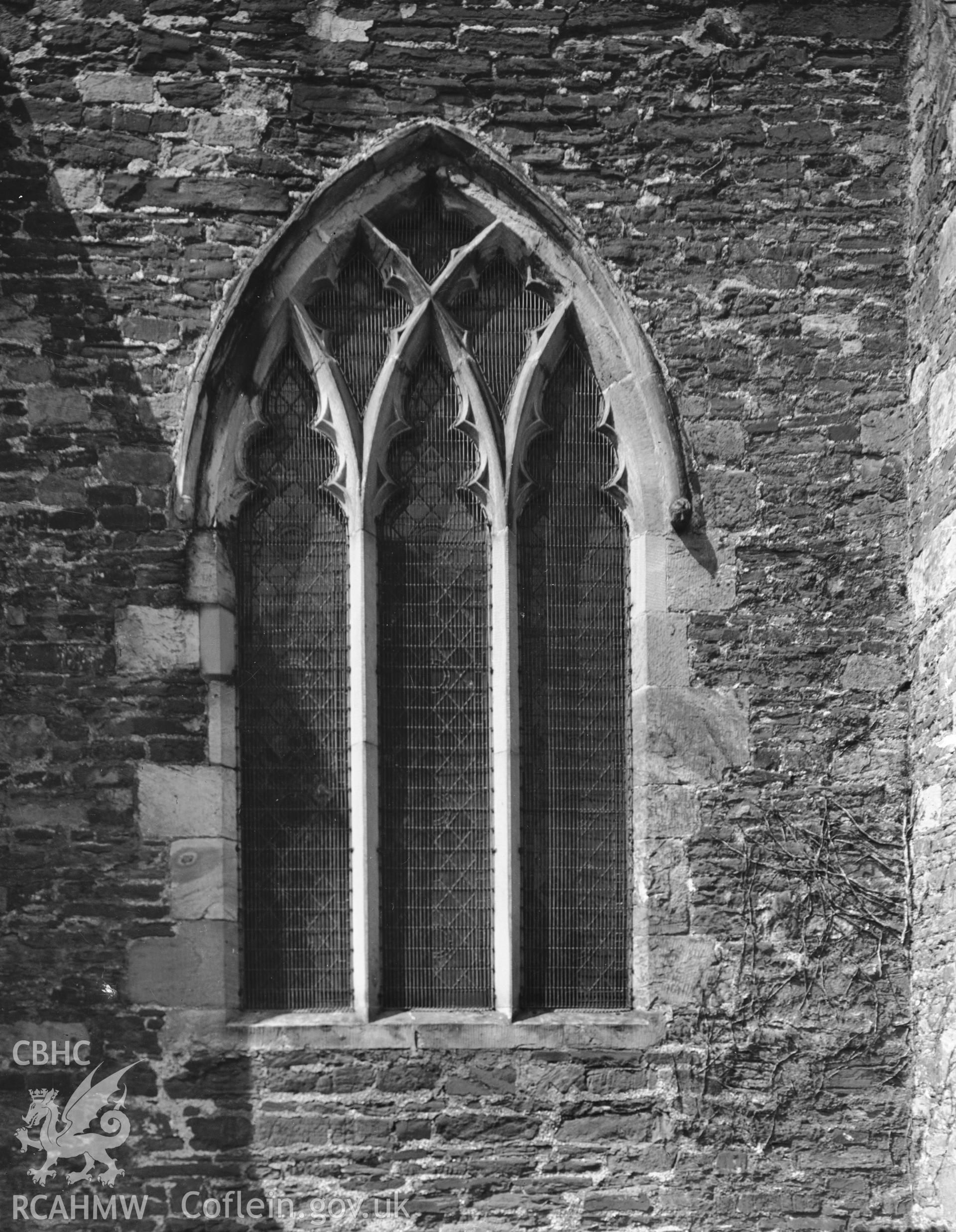 Exterior view of window at St Marys Church Conwy taken in 10.09.1951.