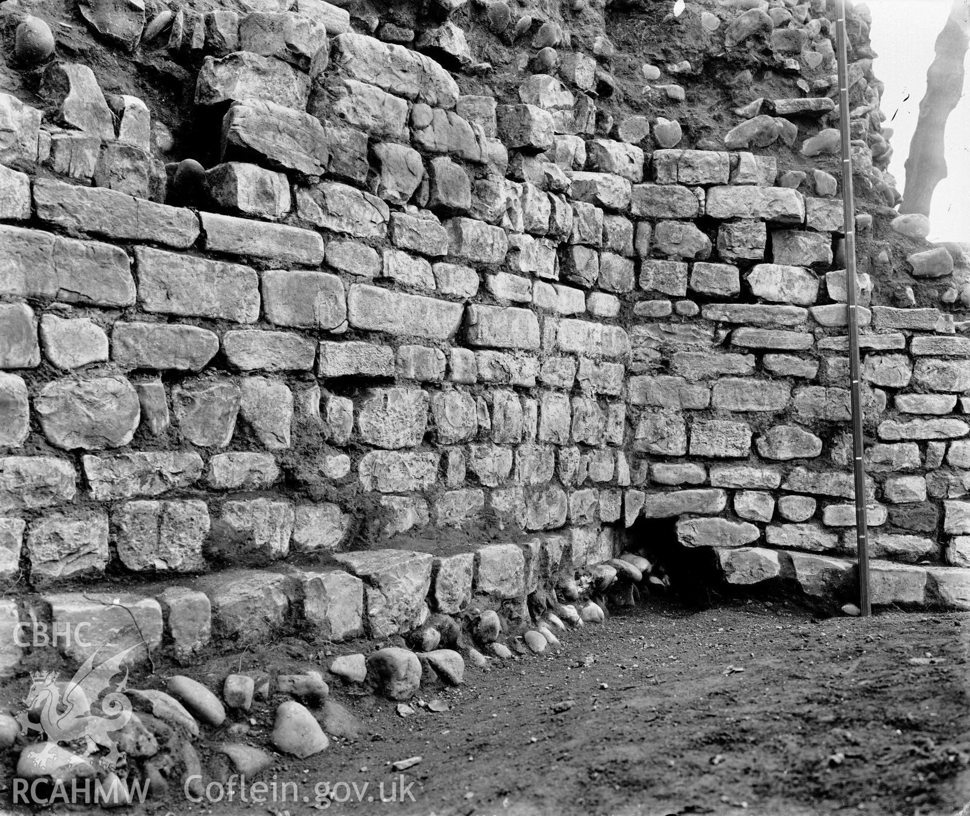 Cardiff Castle Roman Wall (Plot 6) Ministry of Works Coll. NAccp154-158