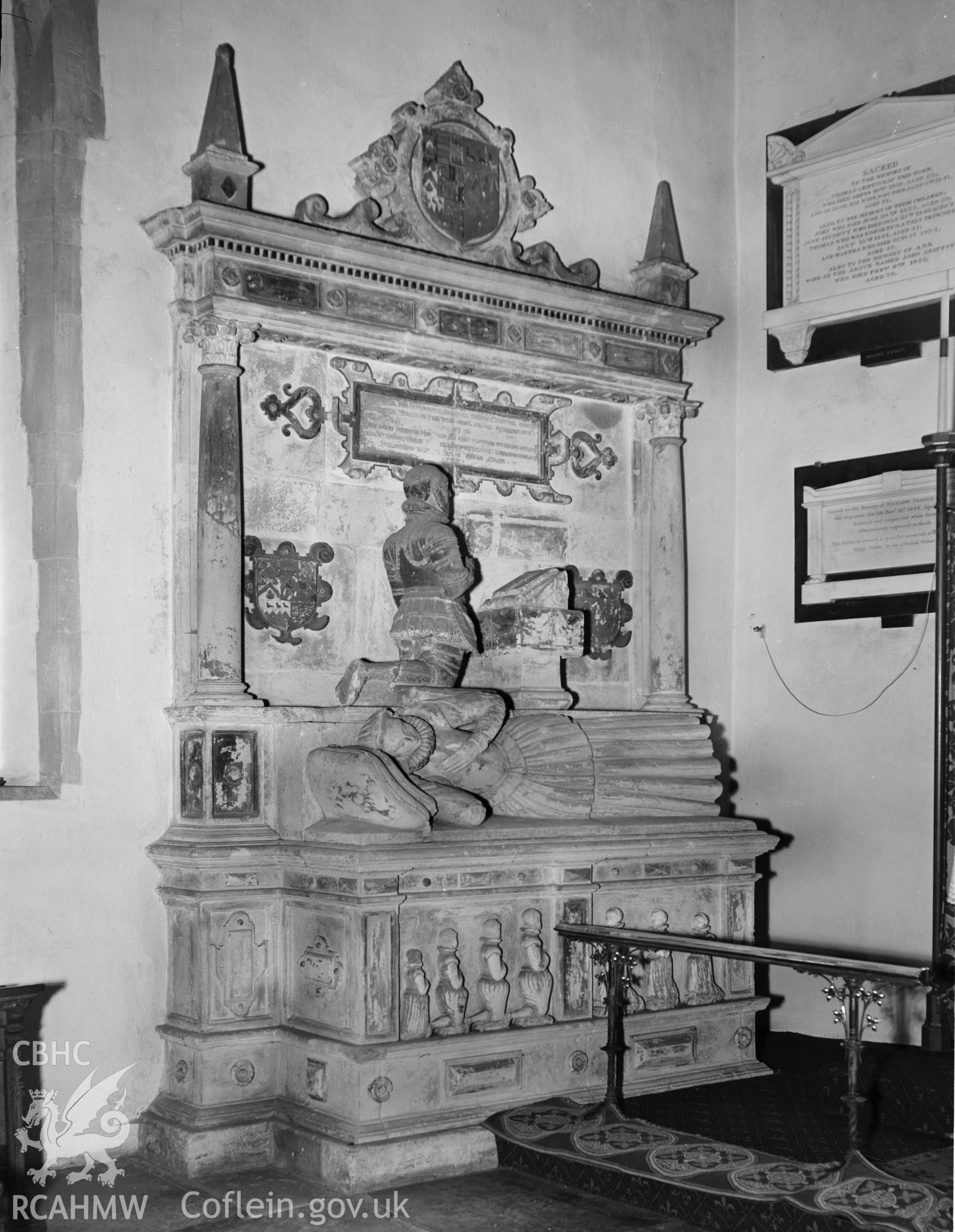 View of Scotsborough tomb in St Marys Church, Tenby in 08.19.1941.