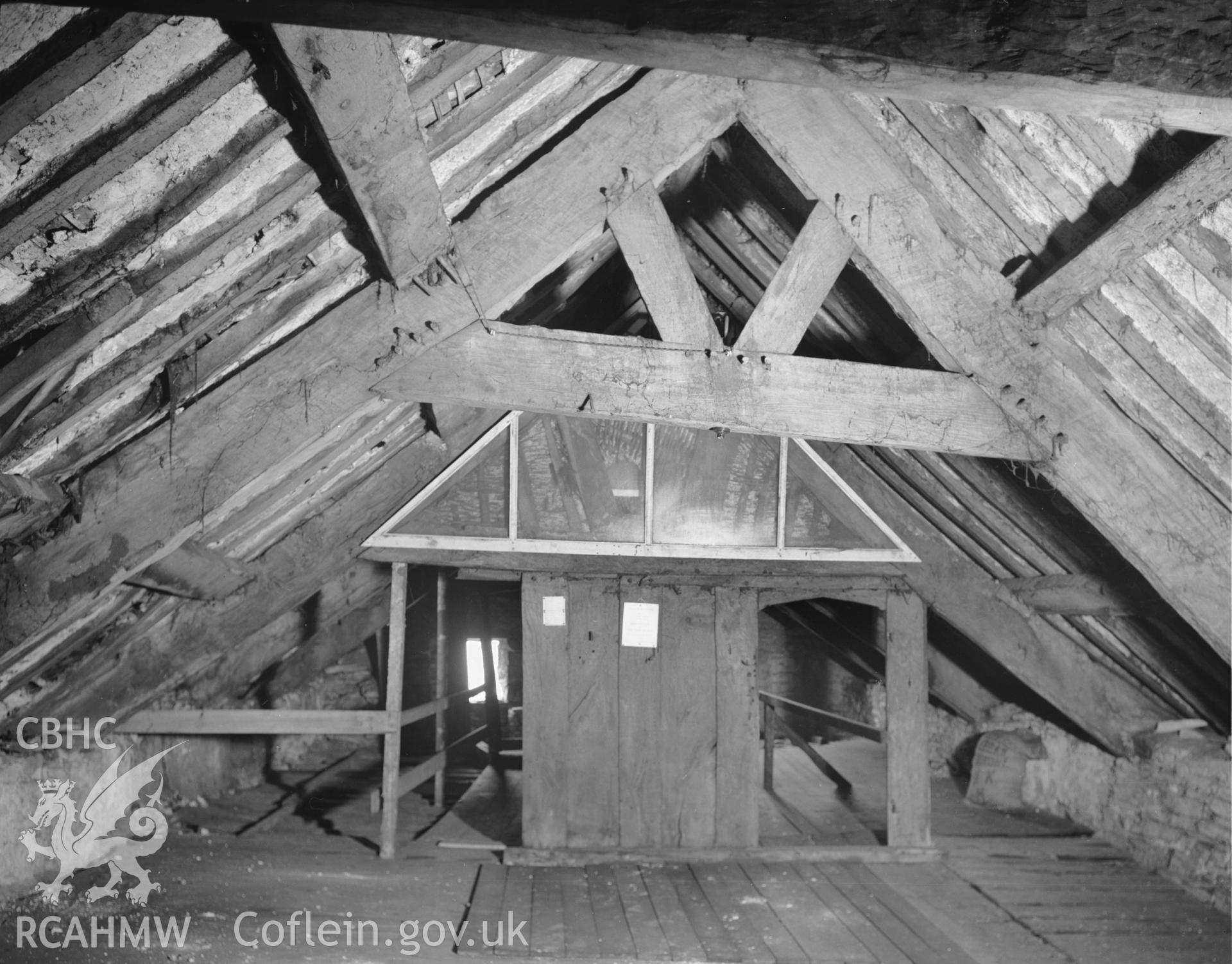 Interior view of Parlwr Mawr, Conwy showing roof space, taken 01.01.1947.