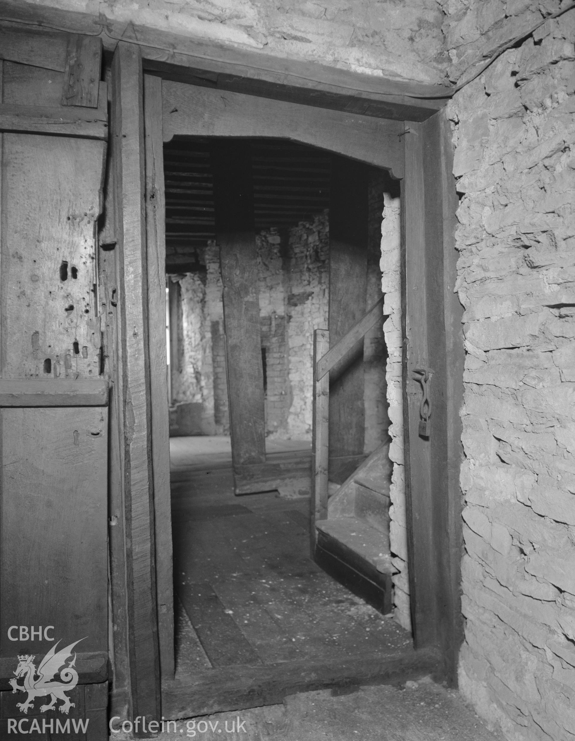 Interior view of Parlwr Mawr, Conwy showing door, taken 01.01.1947.