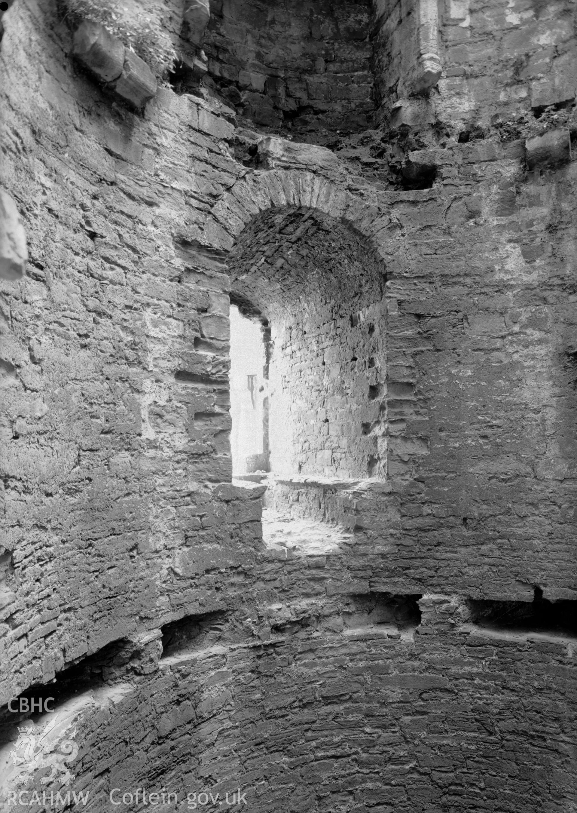 D.O.E photograph of Conwy Castle - window embrasure in Kings tower, inner ward.
