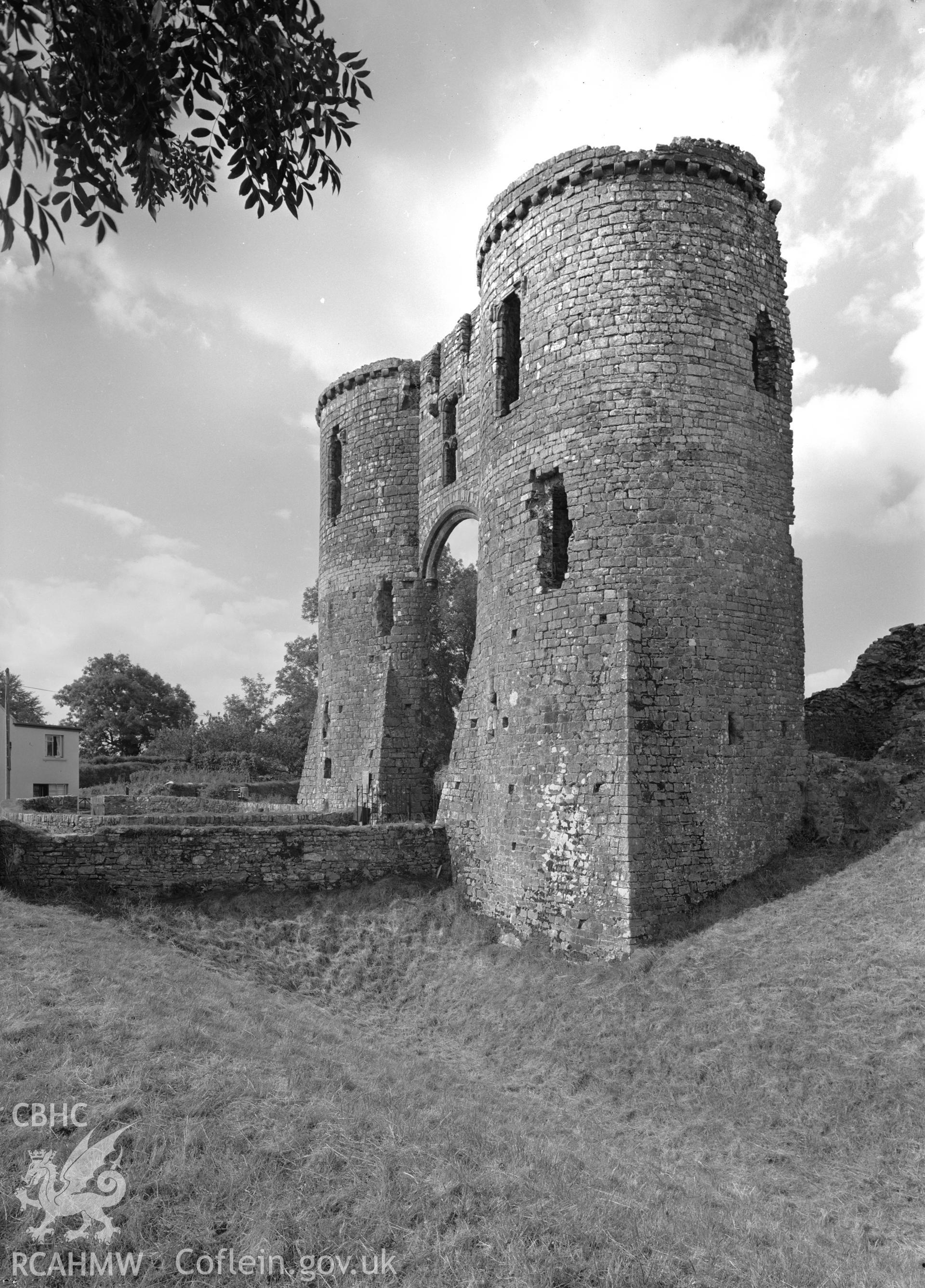 D.O.E photograph of Llawhaden Castle.