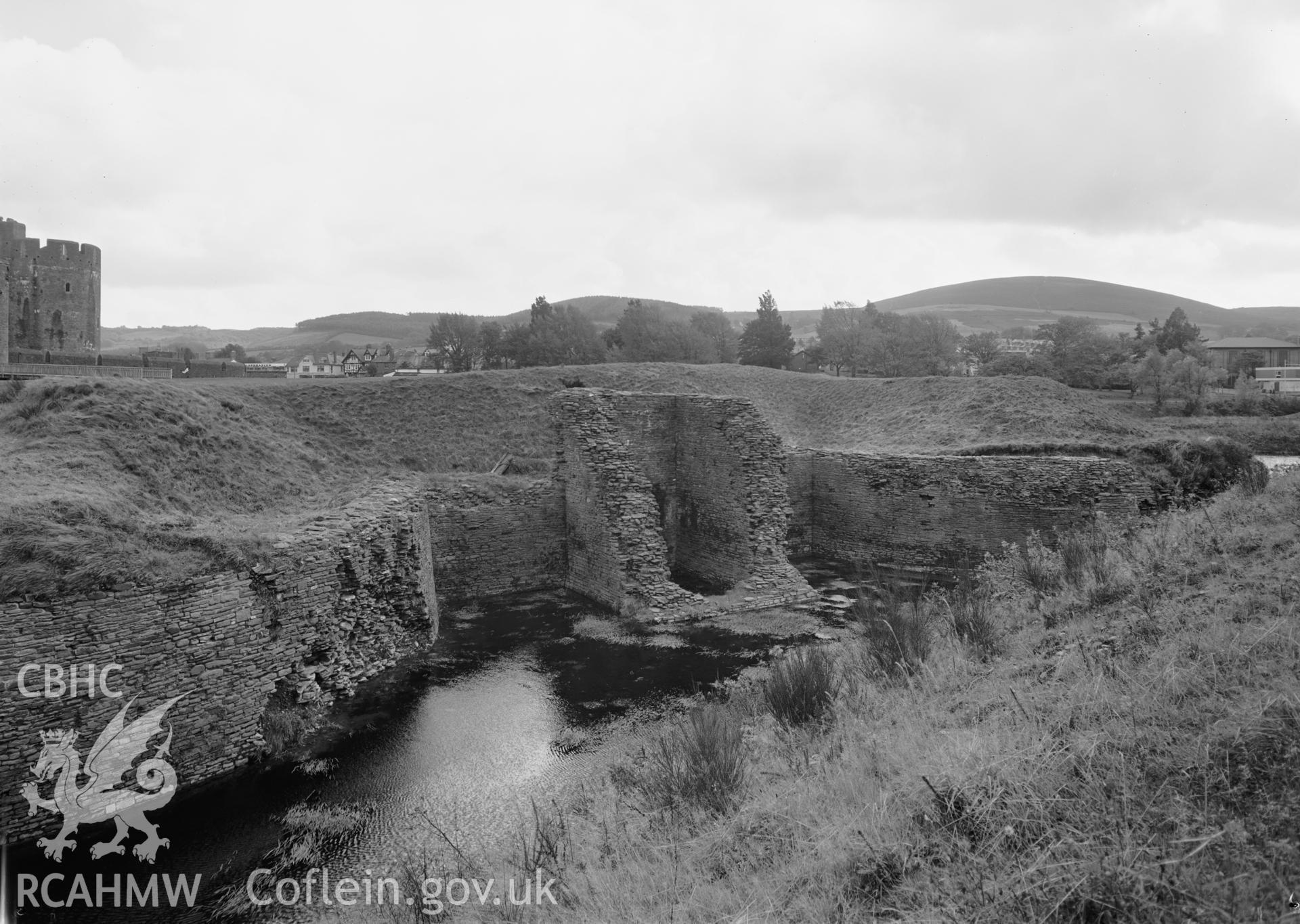 D.O.E photograph of Caerphilly Castle - abutment for bridge, west end of hornwork, from the north west.