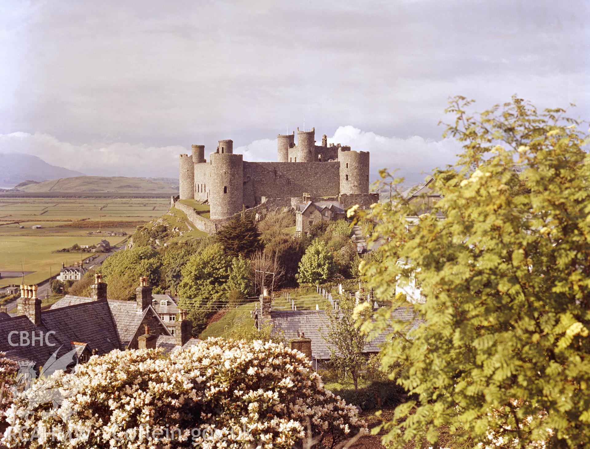1 b/w print showing view of Harlech castle, collated by the former Central Office of Information.