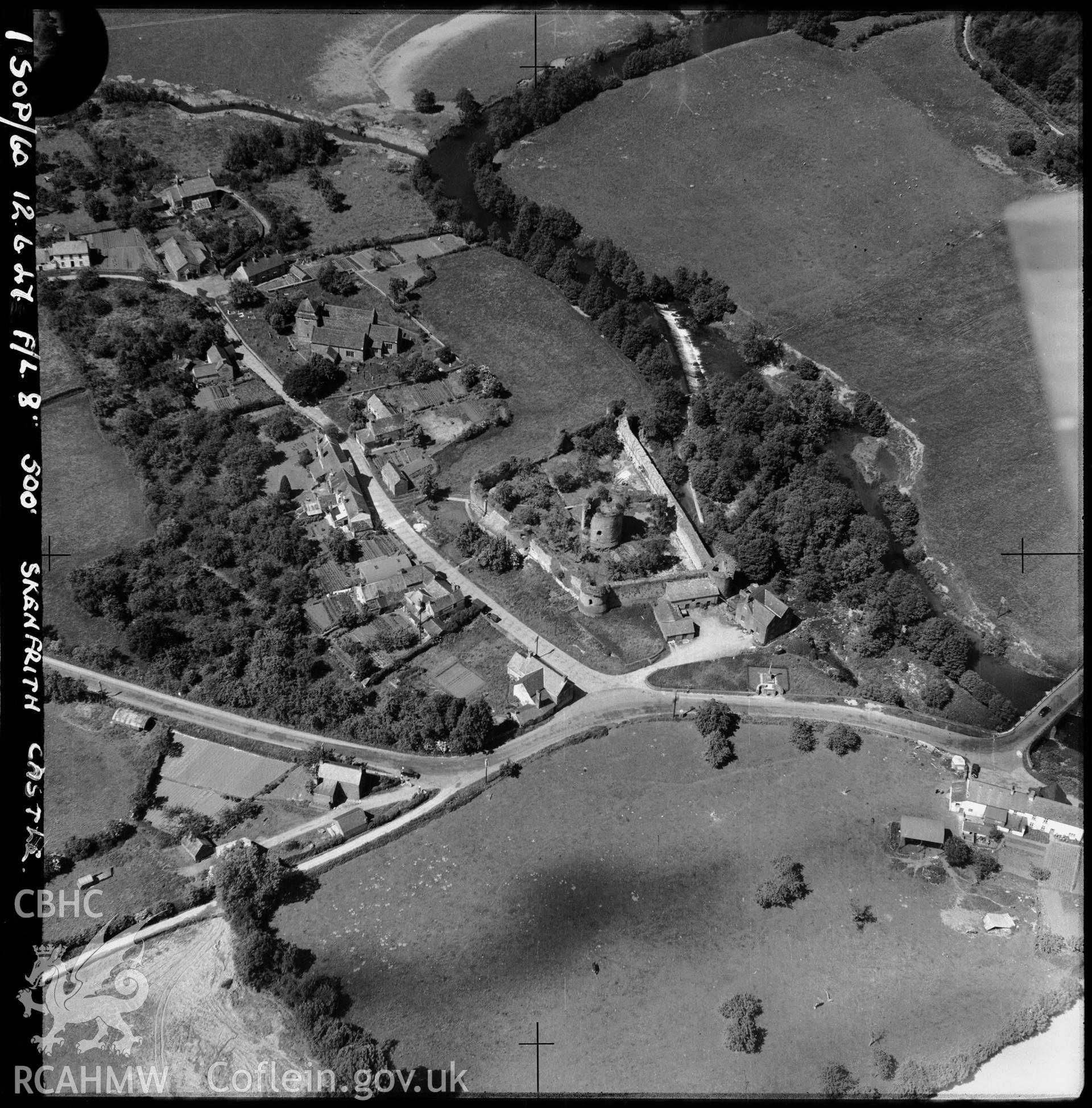 D.O.E photograph of Skenfrith Castle. Aerial views ? R.A.F.