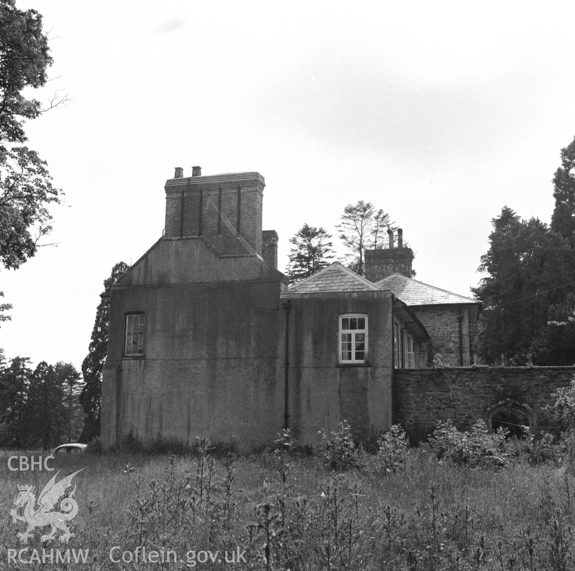 Llanelwedd Hall, Llanelwedd; photo survey comprising seven black and white photographs produced by Harry Brooksby,  1962.