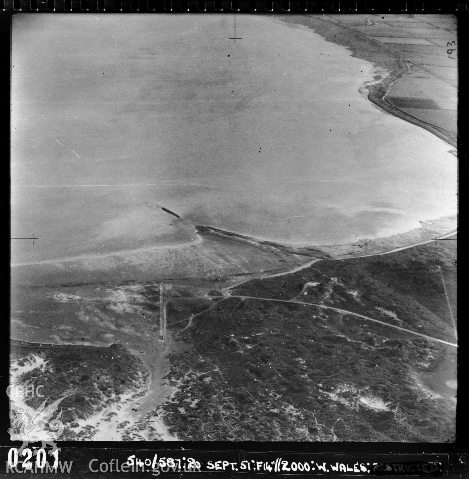 Black and white vertical aerial photograph od the Ynyslas area taken by the RAF on 20/09/1951.