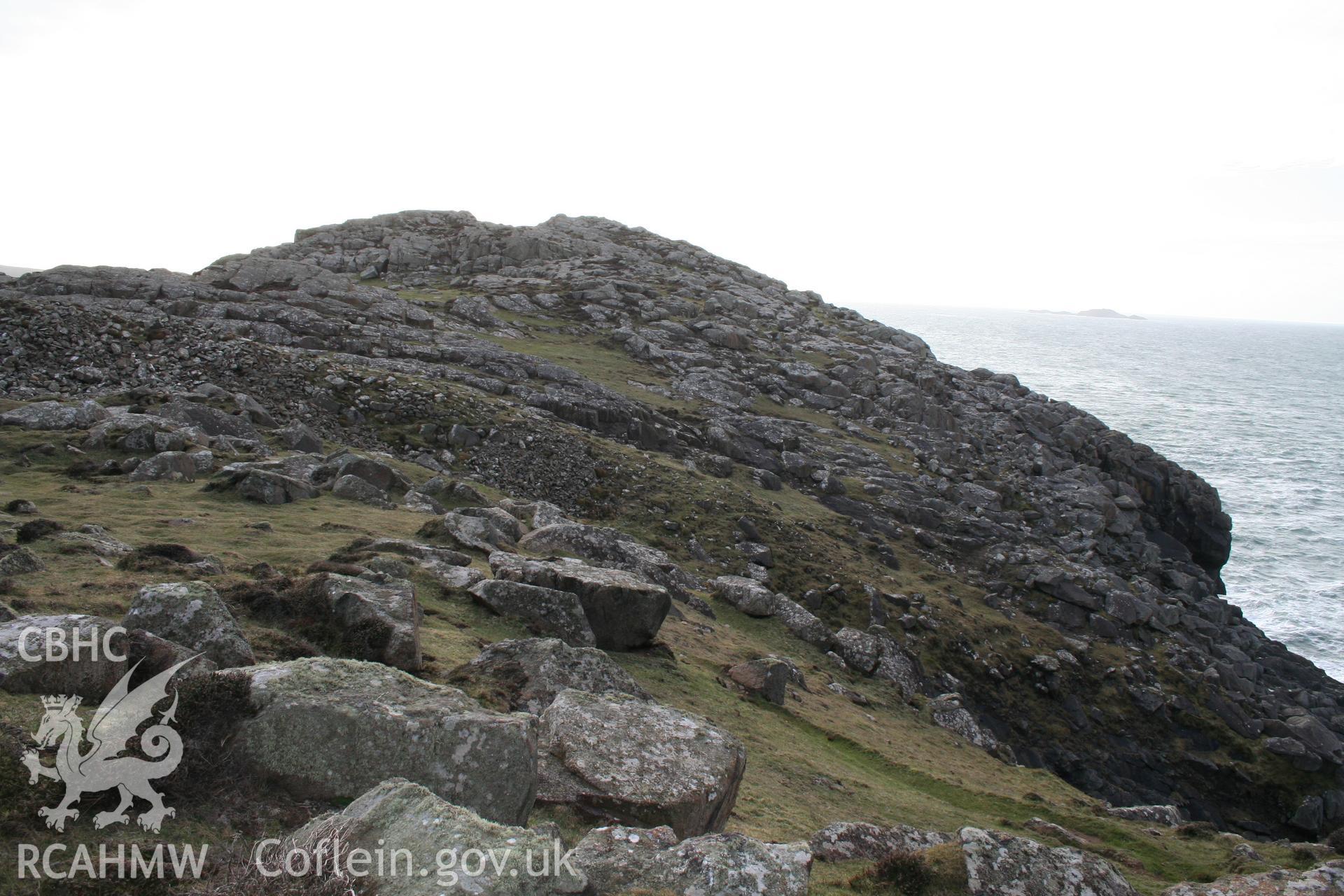 Clawdd y Milwyr promontory fort. General view of main ramparts and northern part of fort, from east.