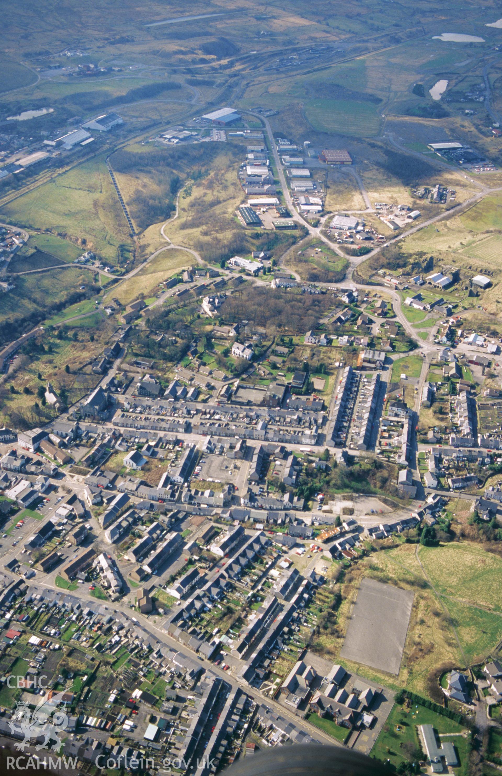 RCAHMW colour slide oblique aerial photograph of Blaenavon, taken on 15/03/1999 by Toby Driver