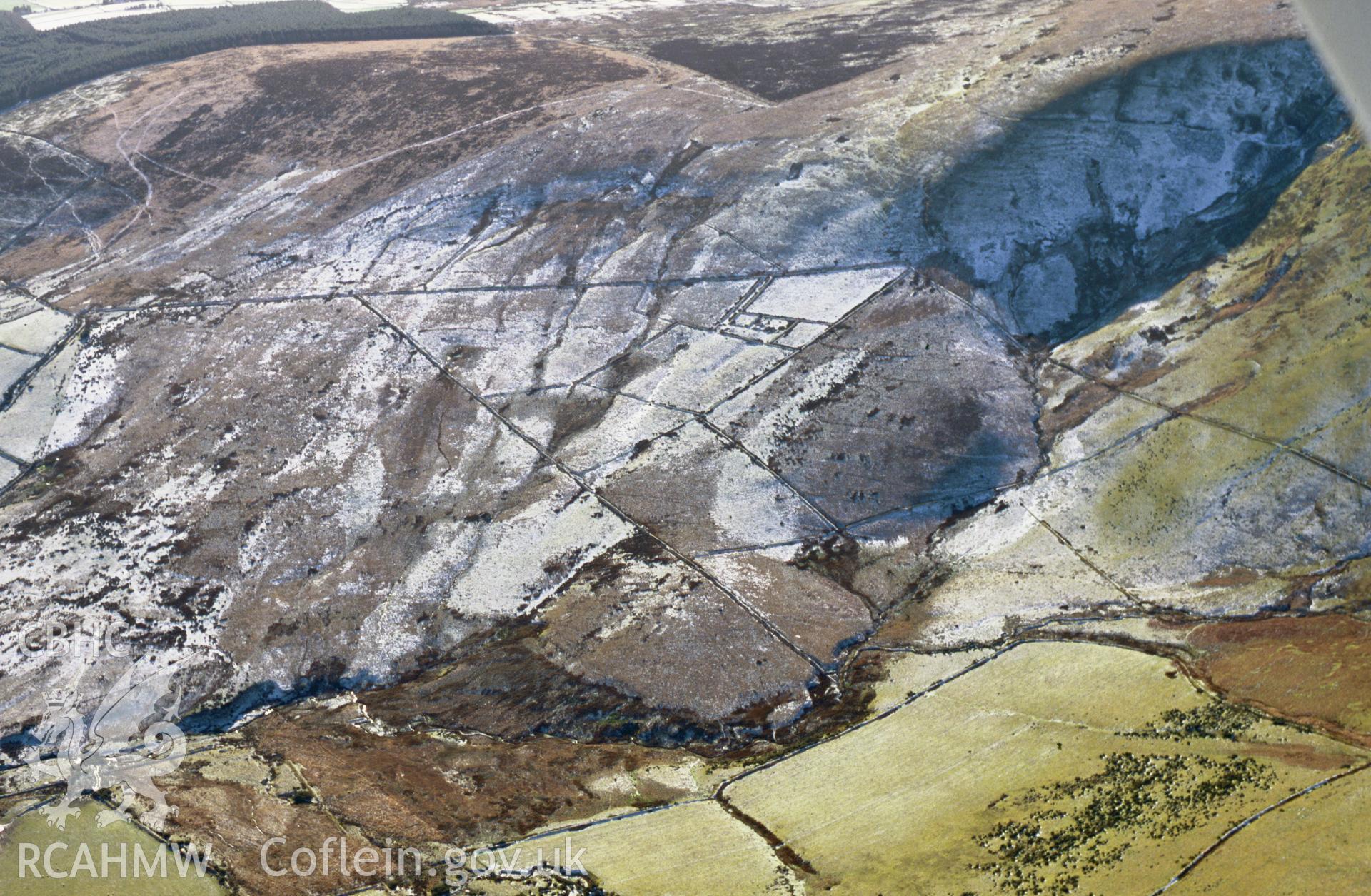 Slide of RCAHMW colour oblique aerial photograph of Waun Clyn Coch Farmstead, taken by Toby Driver, 2004.