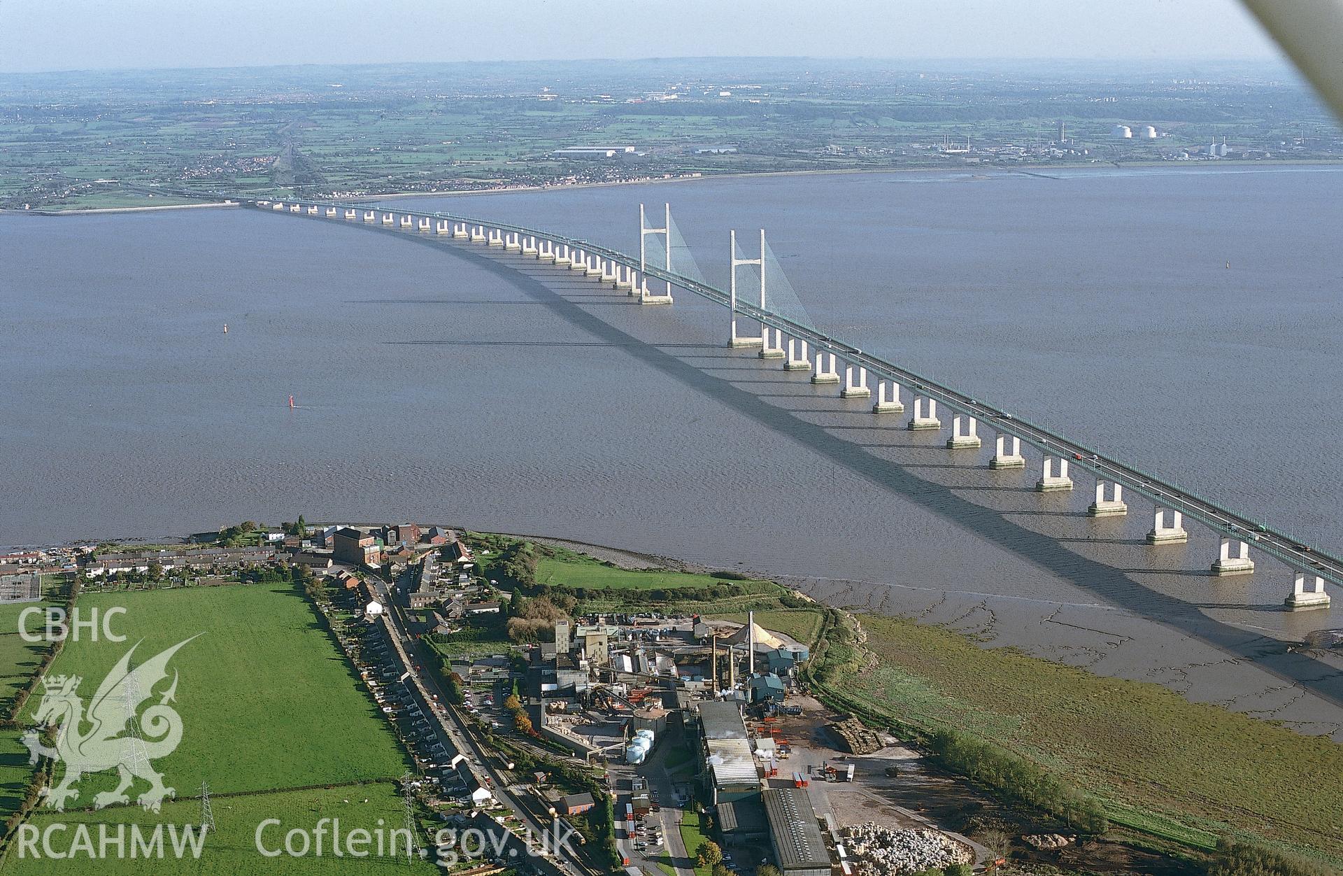 Slide of RCAHMW colour oblique aerial photograph of M4 Motorway: Second Severn Crossing, taken by T.G. Driver, 18/10/1999.