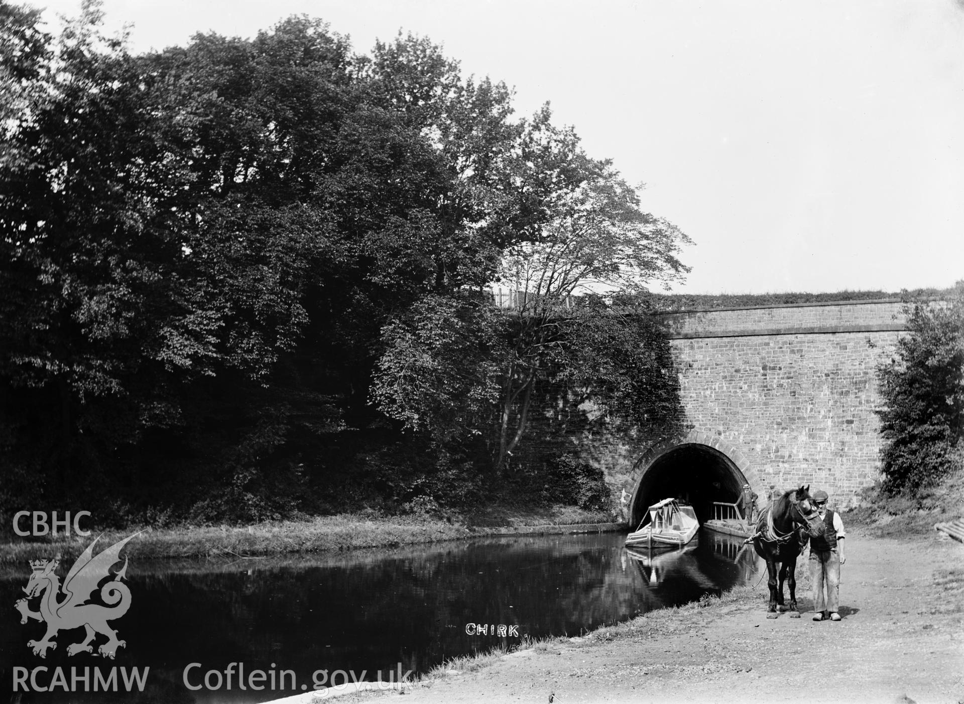 Black and white photograph showing the horse-drawn barge on the Llangollen Canal at the entrance to Chirk Tunnel, Denbighshire.