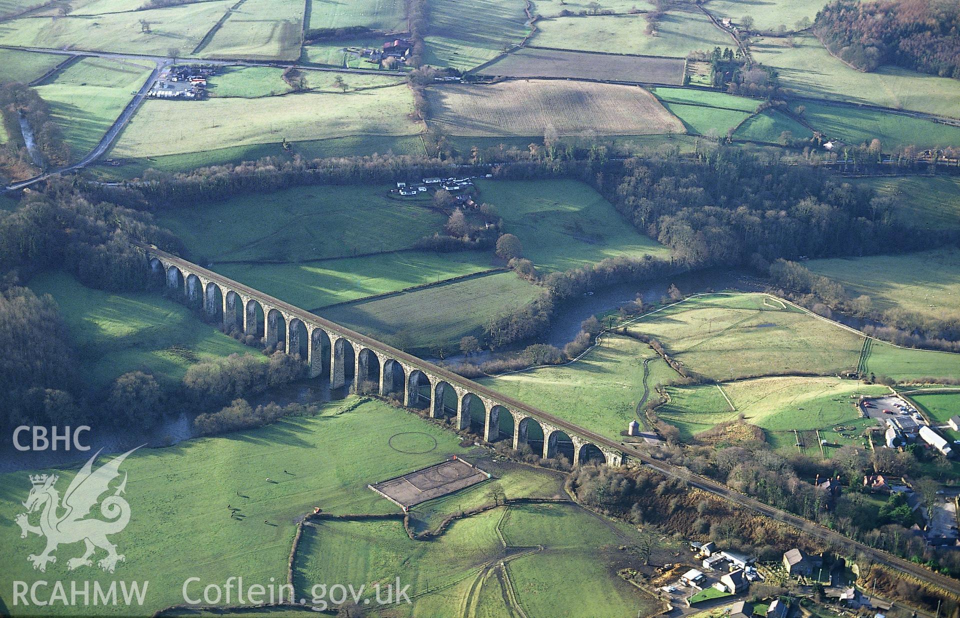 RCAHMW colour slide oblique aerial photograph of Cefn Bychan Viaduct, Chirk;Cefn, taken by C.R. Musson, 23/01/94