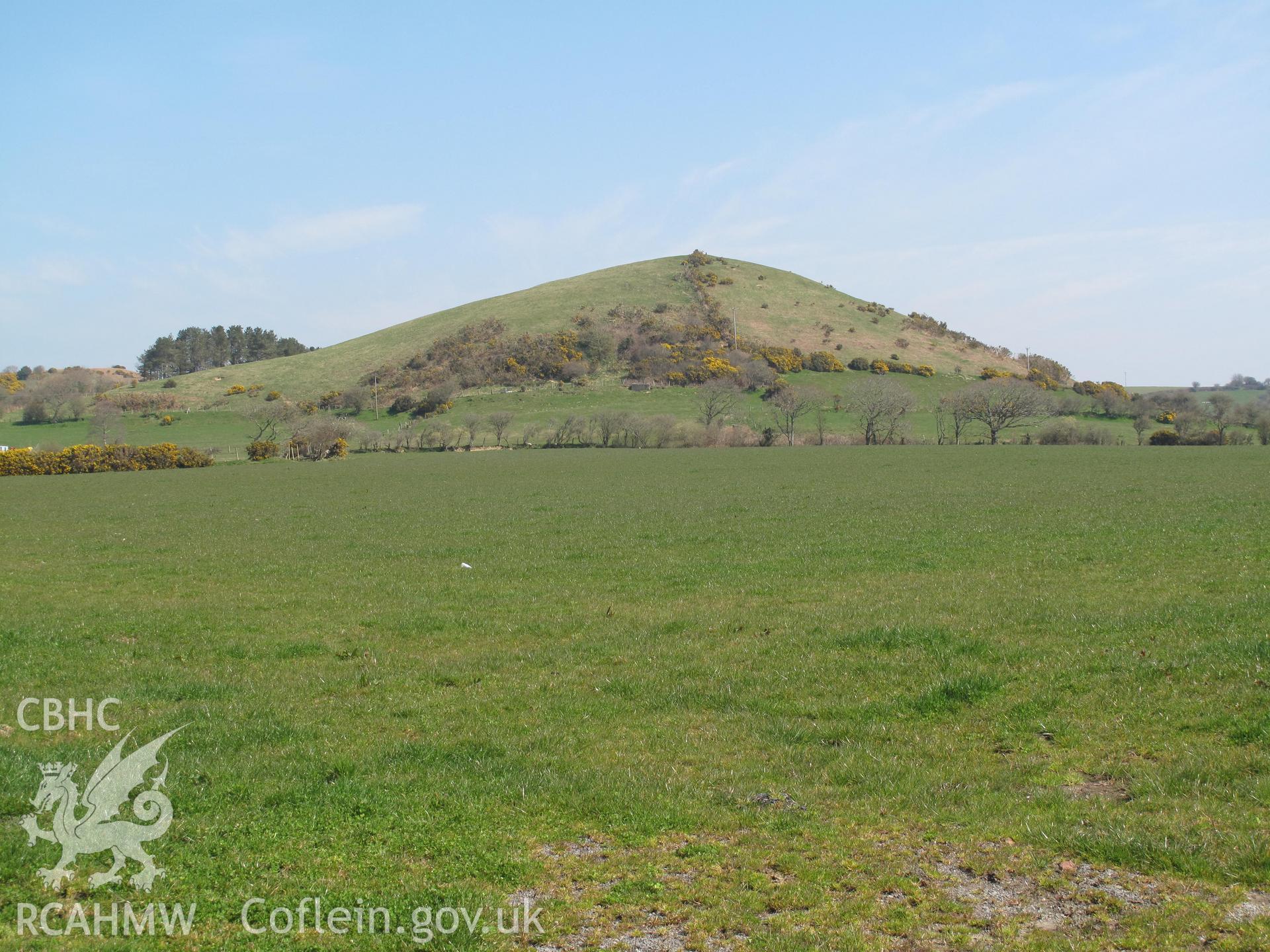 View of Crug Mawr, near Cardigan, from the west, taken by Brian Malaws on 14 April 2010.
