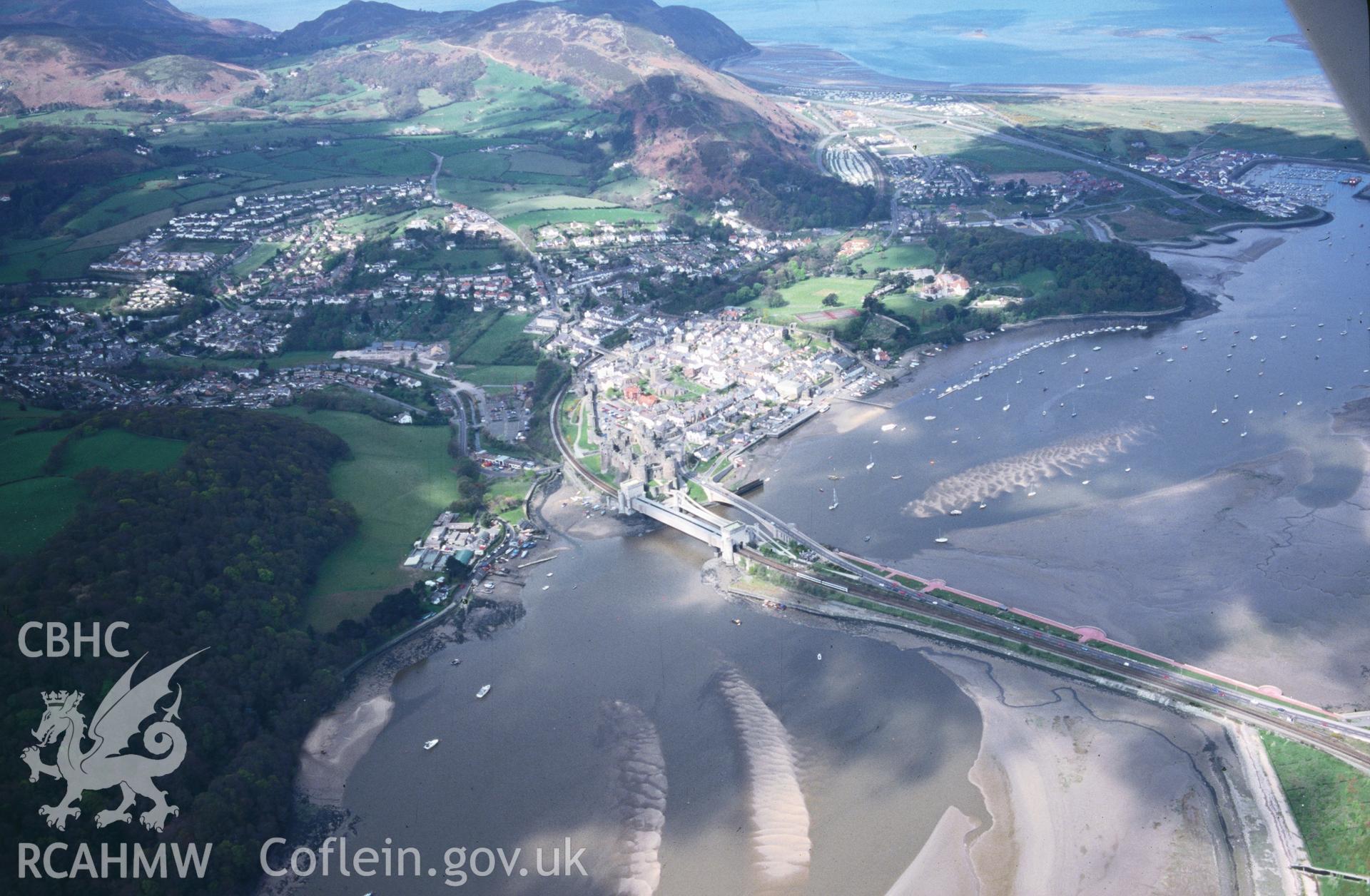 Slide of RCAHMW colour oblique aerial photograph of Conwy;conway, taken by T.G. Driver, 18/4/1998.