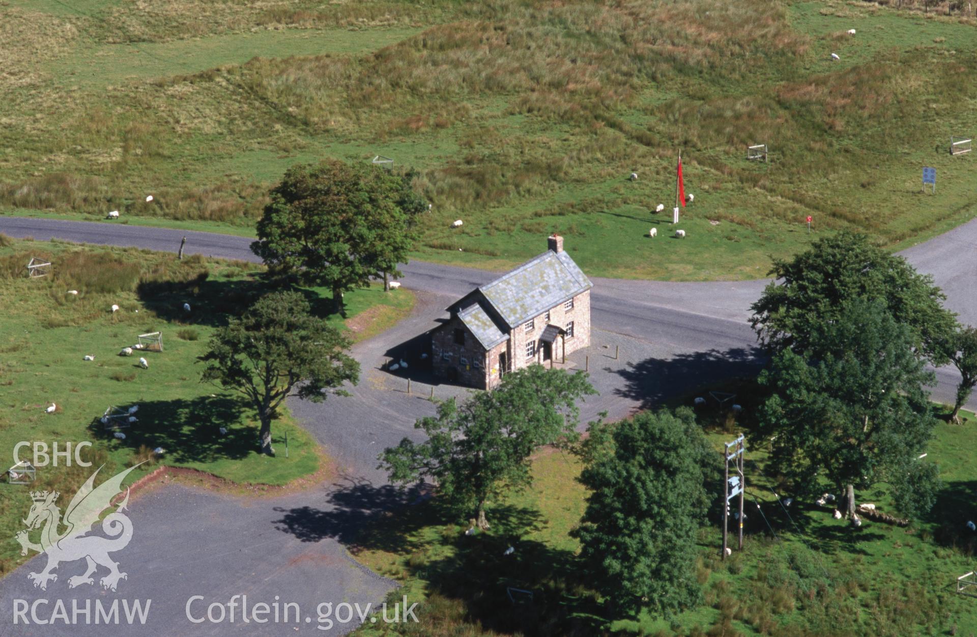 Slide of RCAHMW colour oblique aerial photograph of Drover's Arms, Duhonw, taken by T.G. Driver, 27/8/1998.