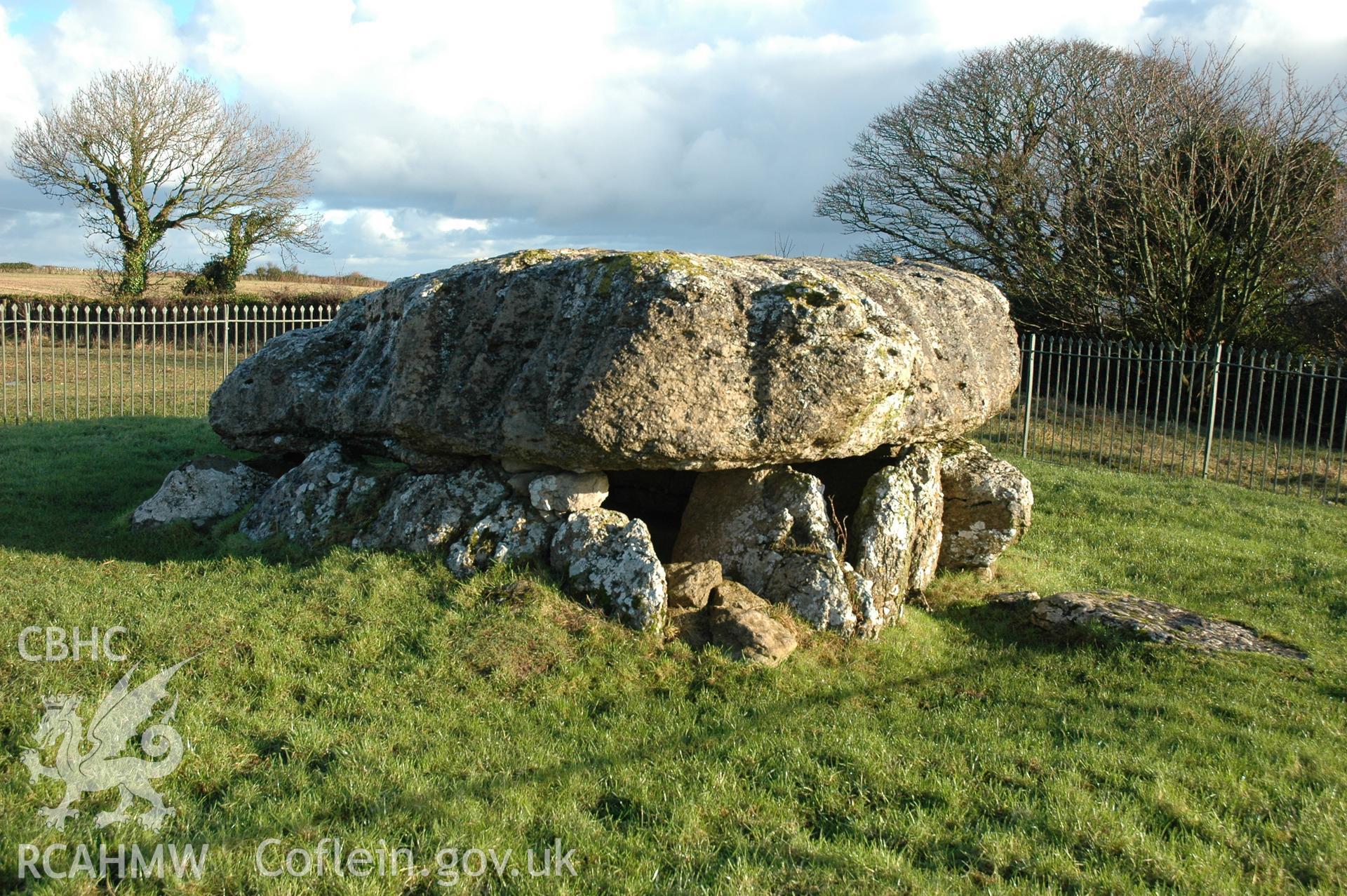 Lligwy Burial Chamber, chamber from south.