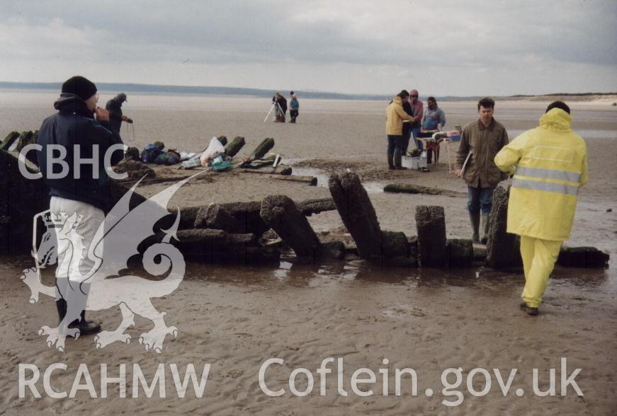 Digital photograph of an un unnamed wreck at Cefn Sidan, produced by Ian Cundy, May 1996.