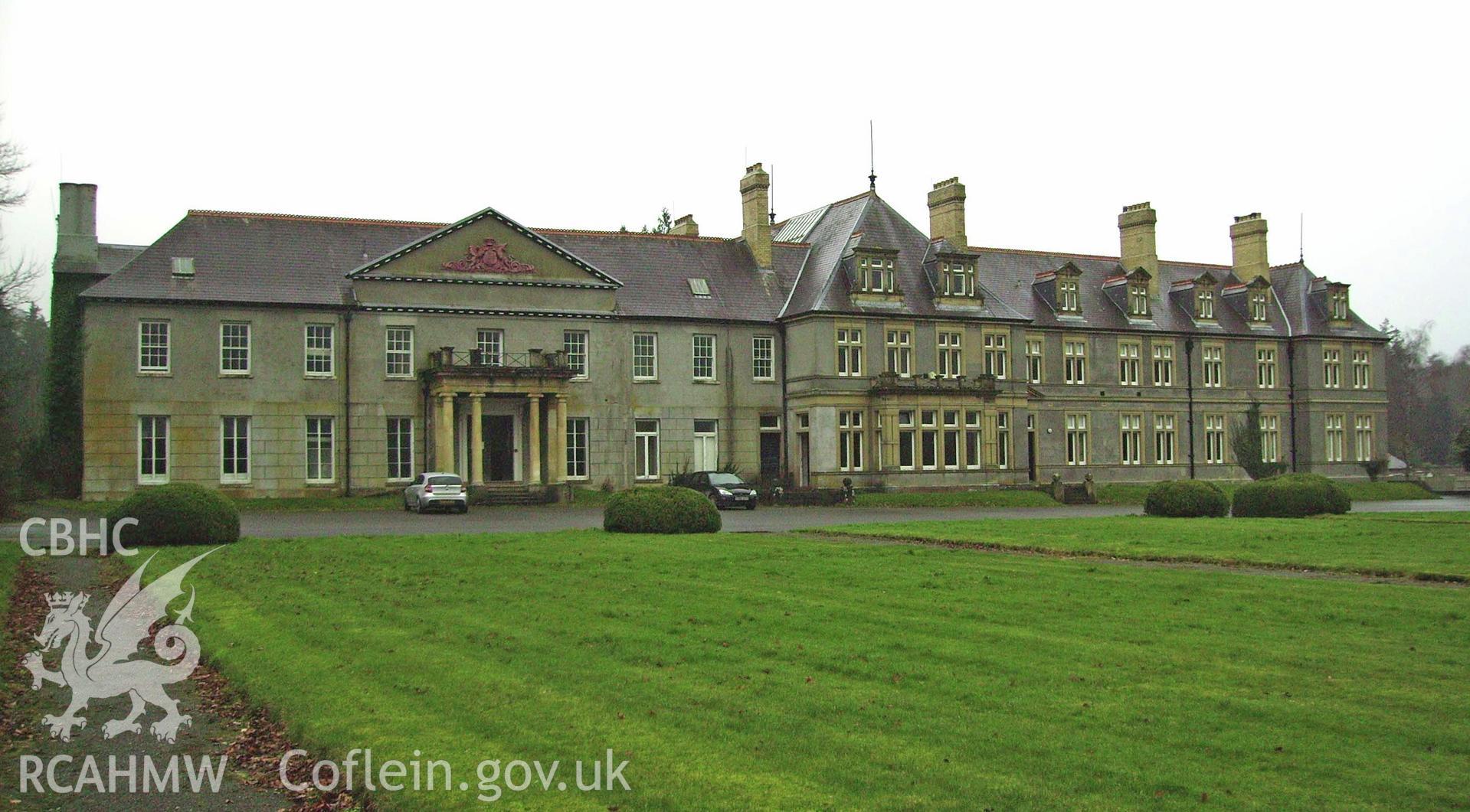 Digital photograph of Trawscoed Country House.