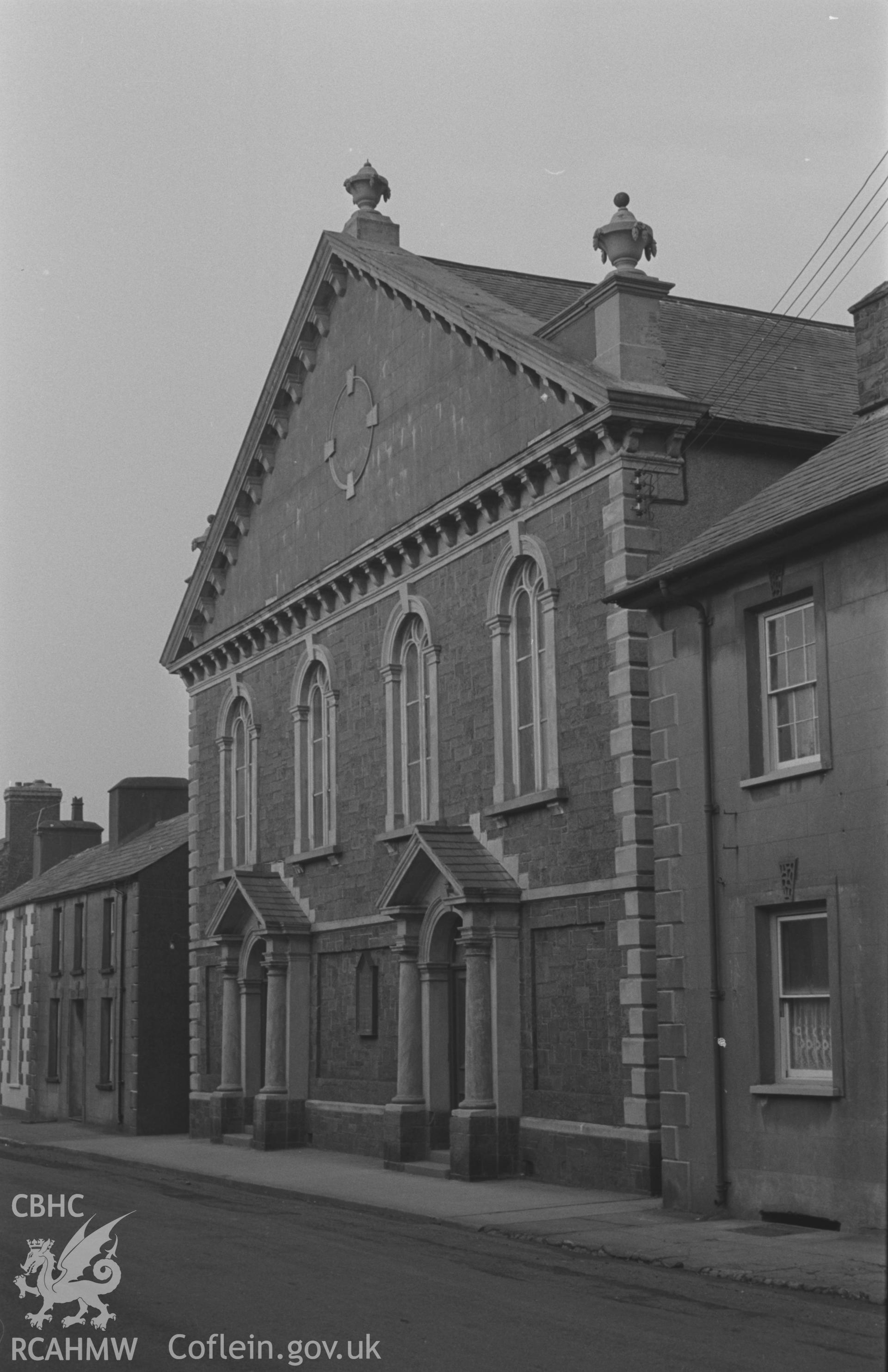 Black and White photograph showing Tabernacl chapel, Aberaeron. Photographed by Arthur Chater, February 1963. Taken from grid reference SN 4572 6298, looking north.