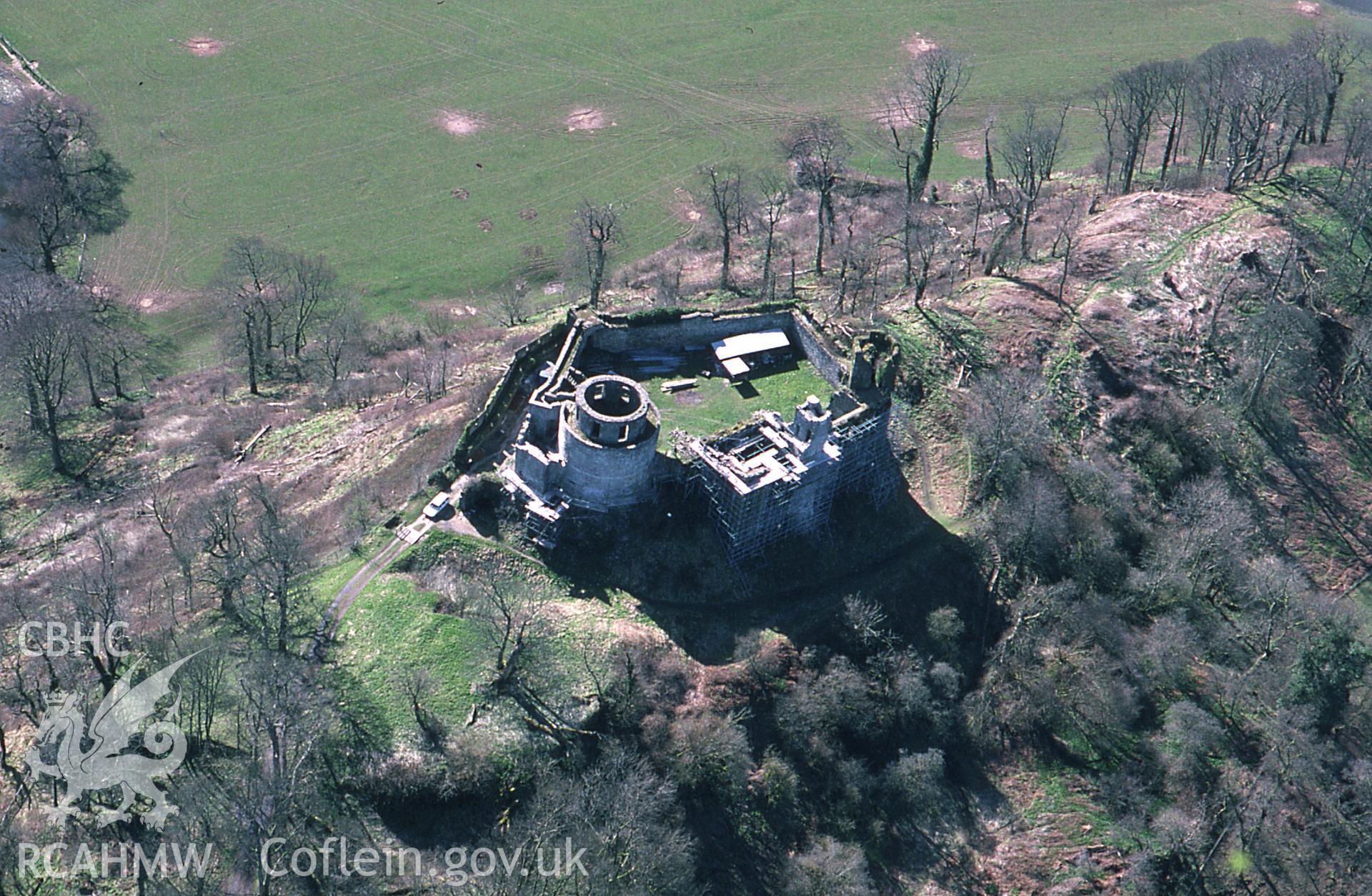 RCAHMW colour oblique aerial photograph of Dinefwr Castle, Llandeilo taken on 29/03/1995 by C.R. Musson
