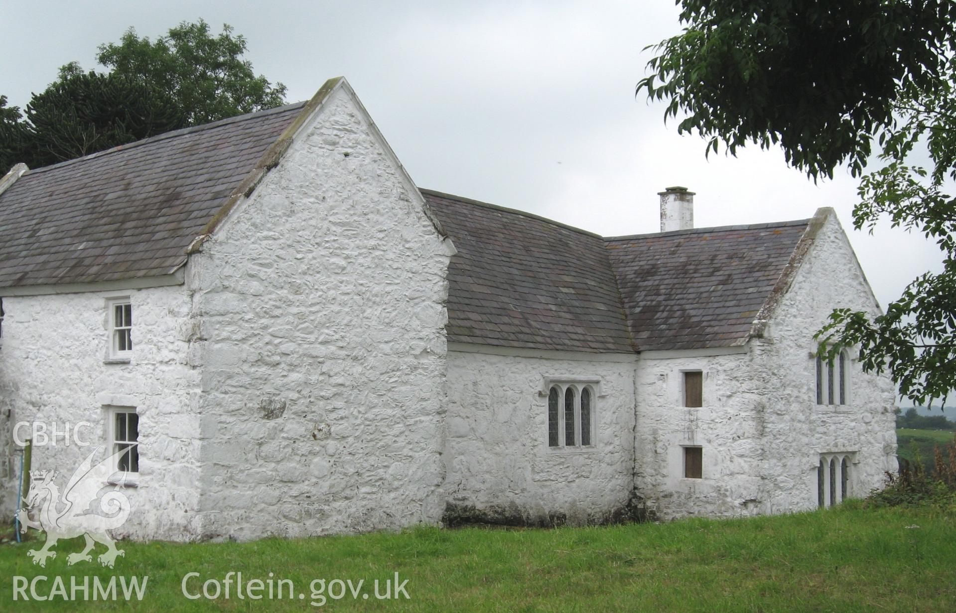 Colour photo showing Hafoty, Llansadwrn, taken by Paul R. Davis and dated 10th May 2006.