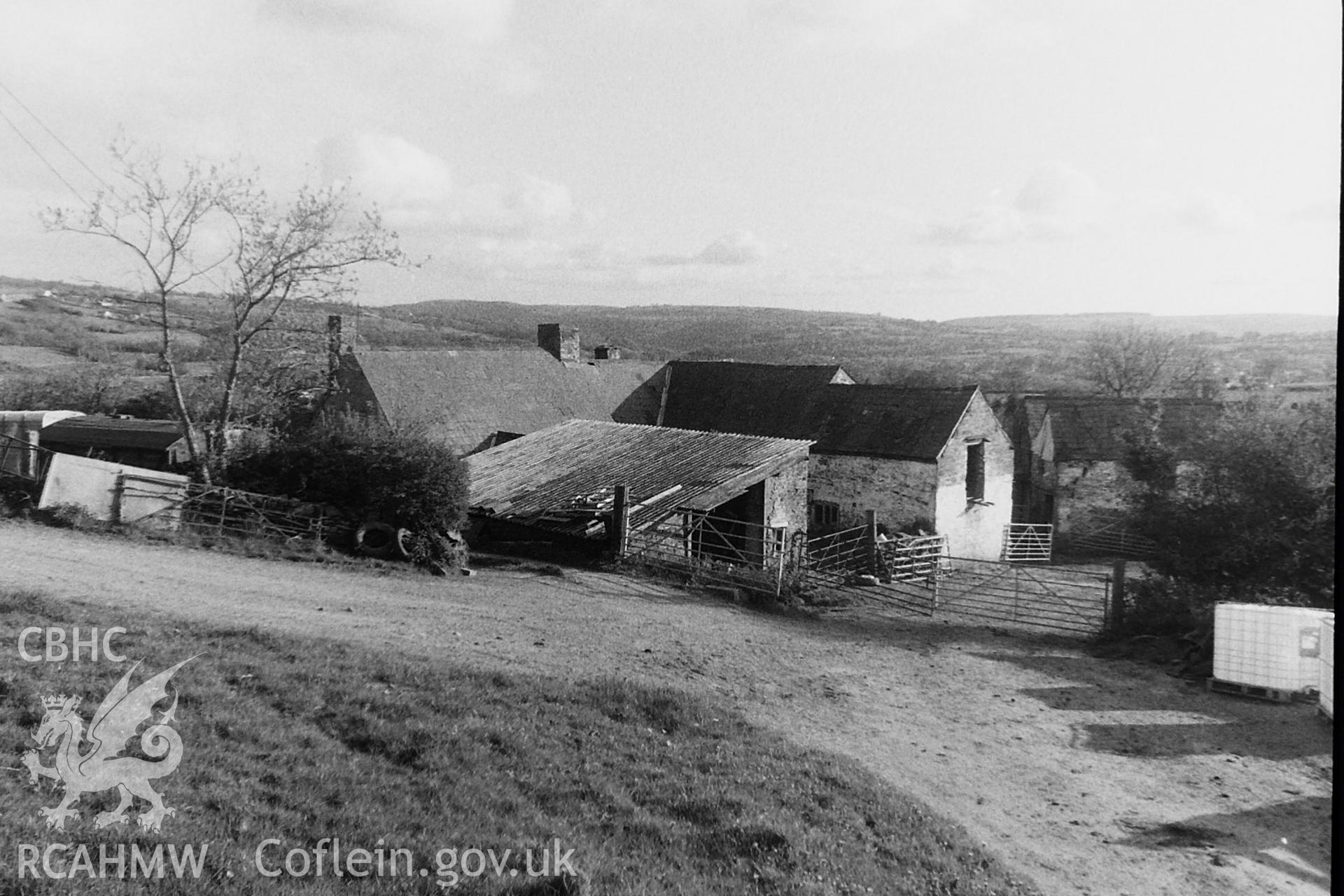 Black and white photo showing Pantyryn, Blackwood (ST189969), taken by Paul R. Davis, undated.