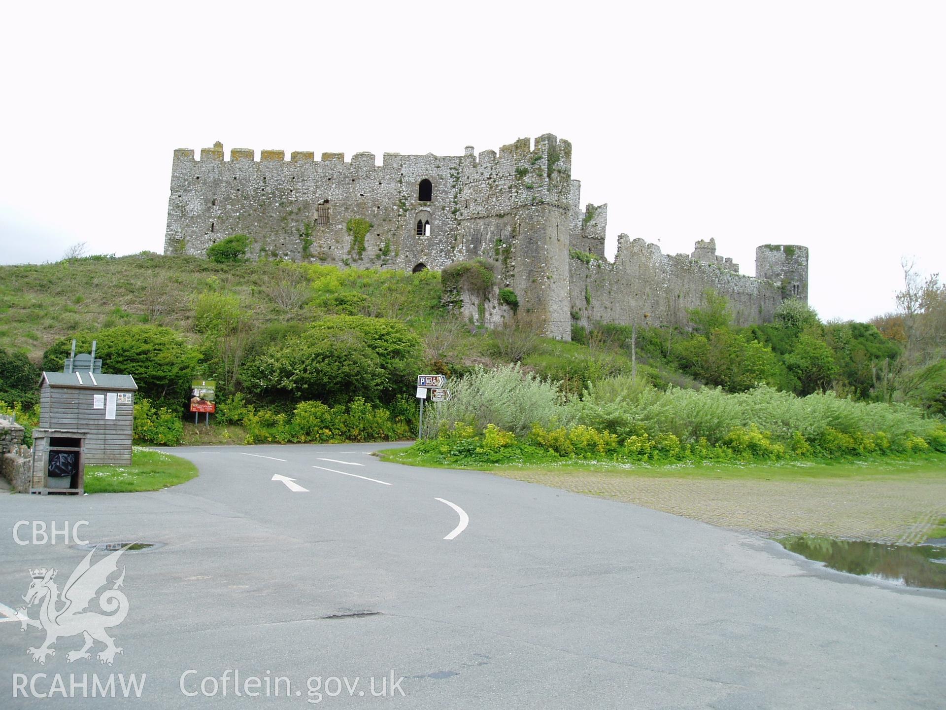 Colour digital photograph showing Manorbier Castle taken by Phil Kingdom, 2008.