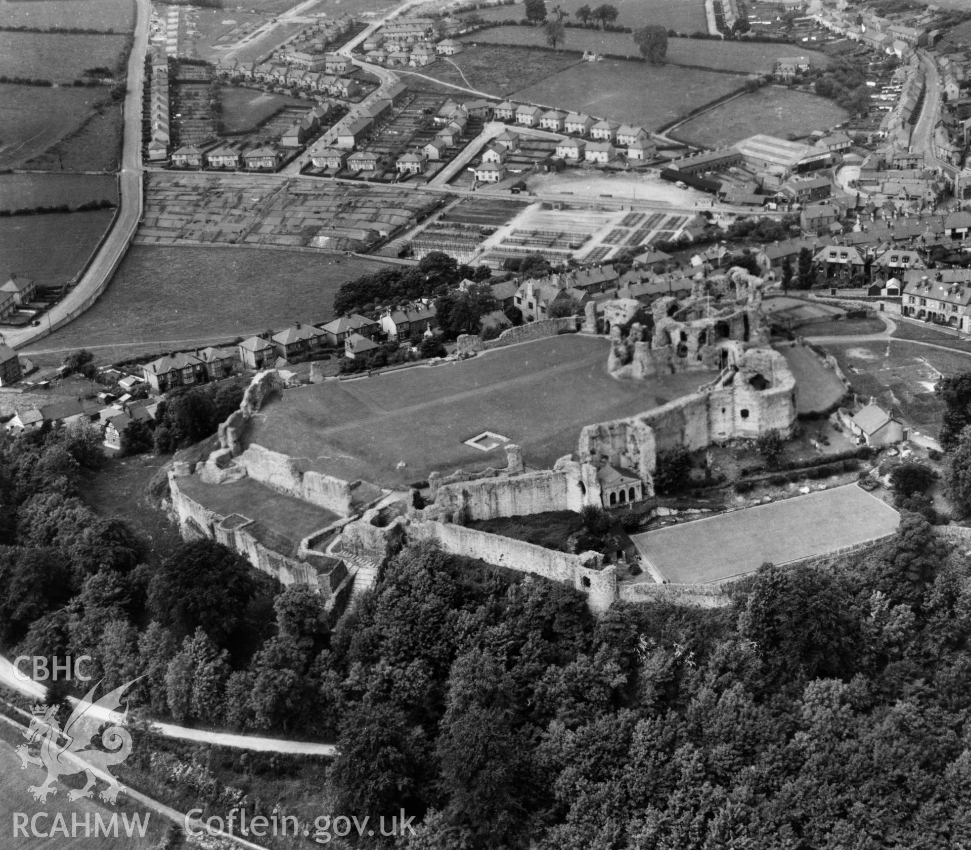 View of Denbigh Upper town showing castle, Smithfield market and housing at Lenten Pool. Oblique aerial photograph, 5?" cut roll film.