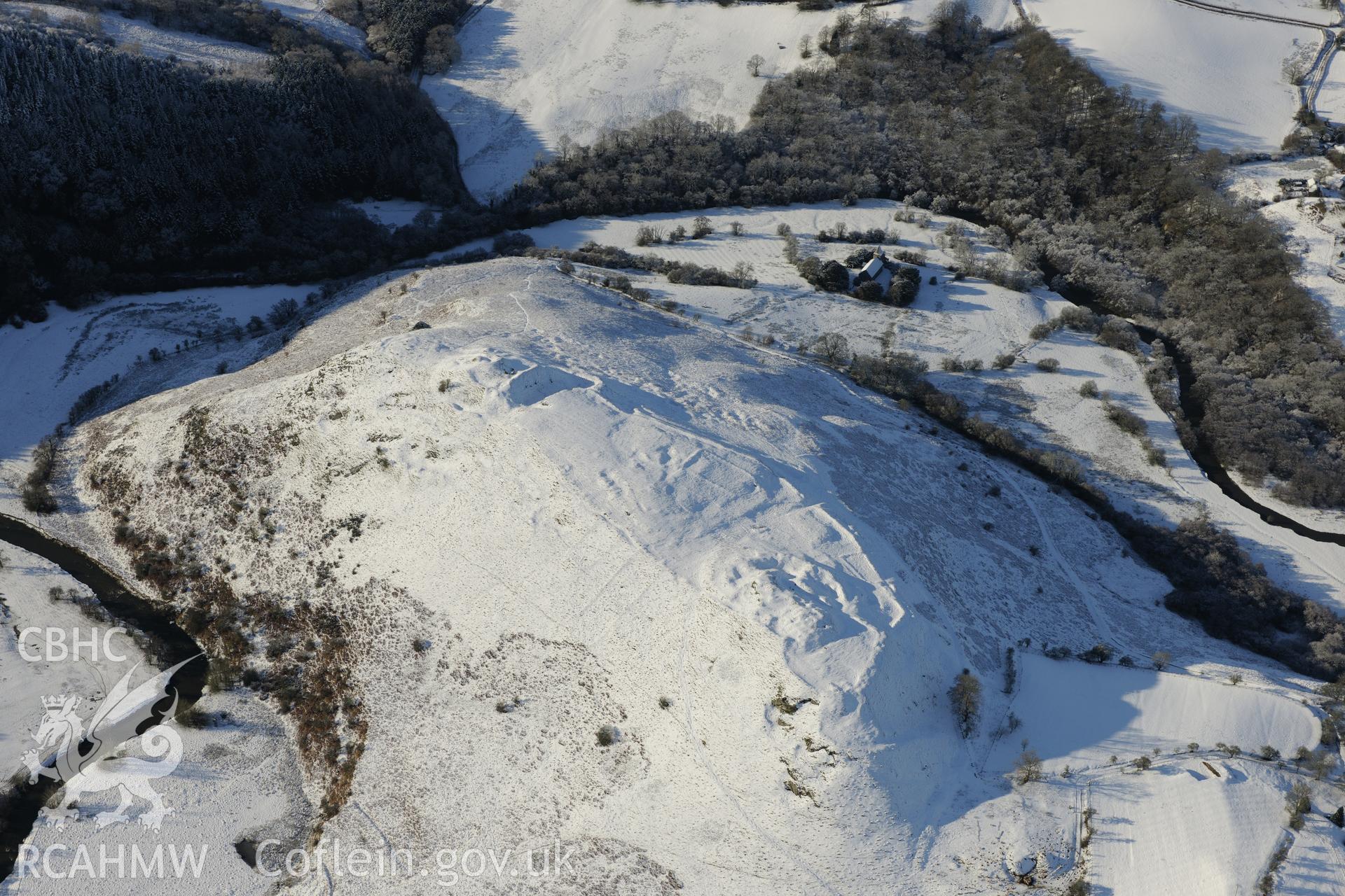 Cefnllys Castle, Penybont, east of Llandrindod Wells. Oblique aerial photograph taken during the Royal Commission?s programme of archaeological aerial reconnaissance by Toby Driver on 15th January 2013.
