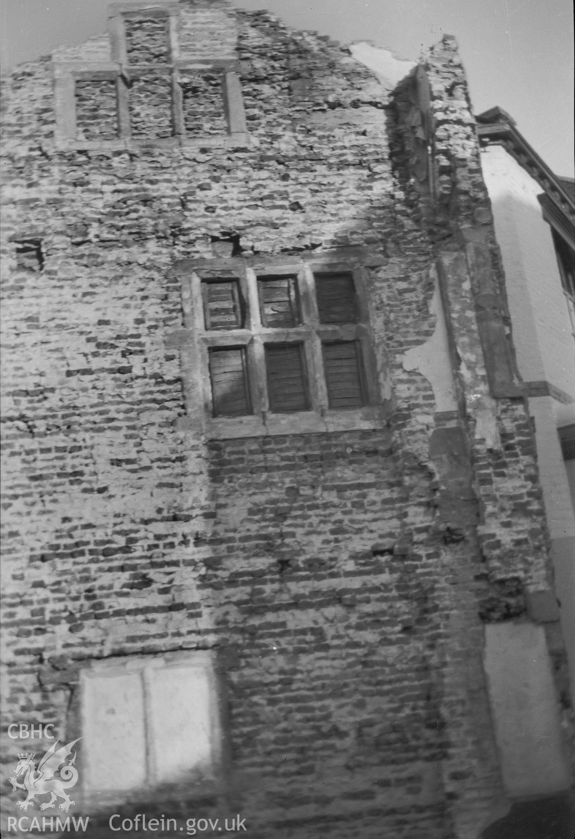Digital copy of a nitrate negative showing the gable wall of an unidentified building in Wrexham, taken by RCAHMW.