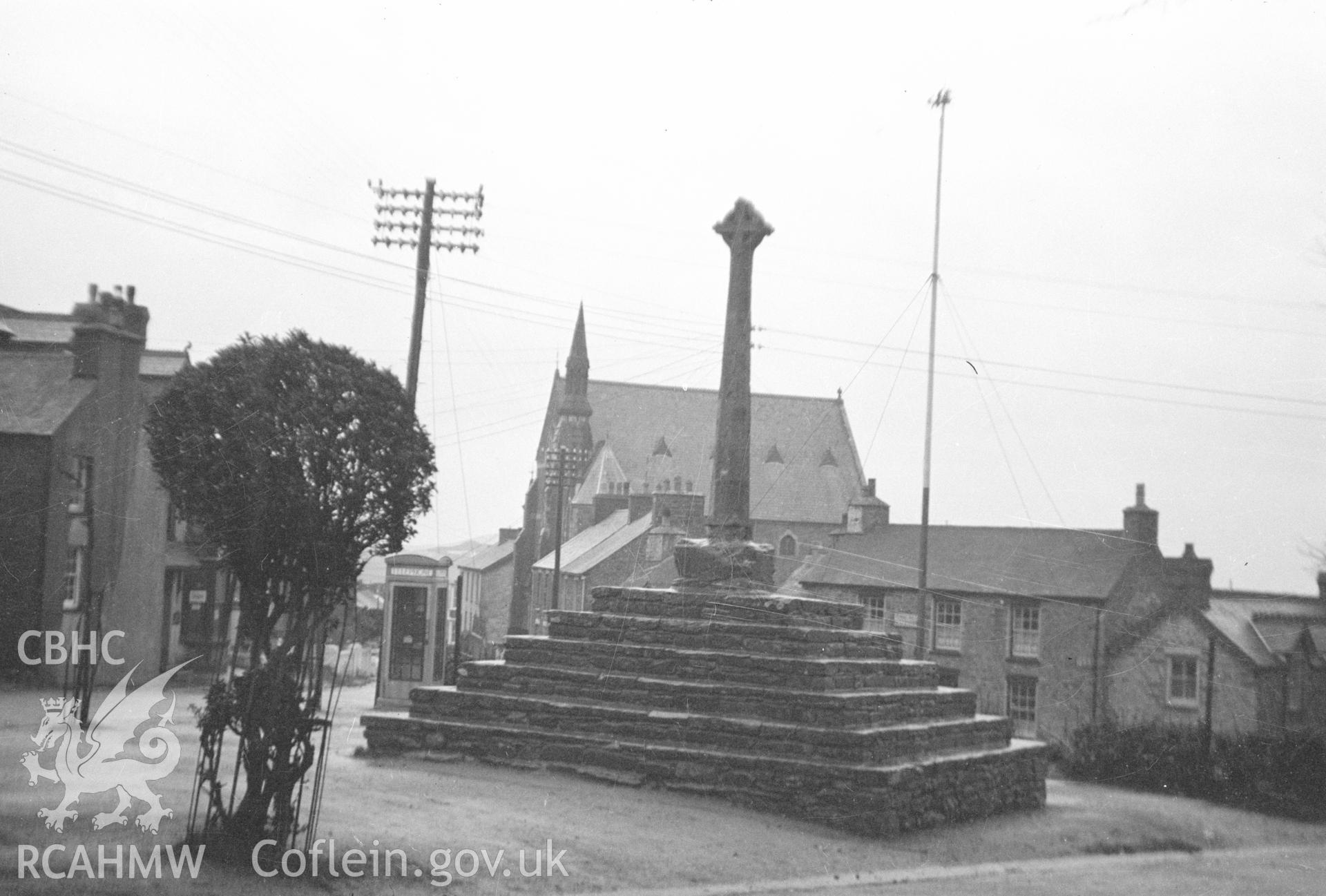 Digital copy of a nitrate negative showing City Cross, St David's.