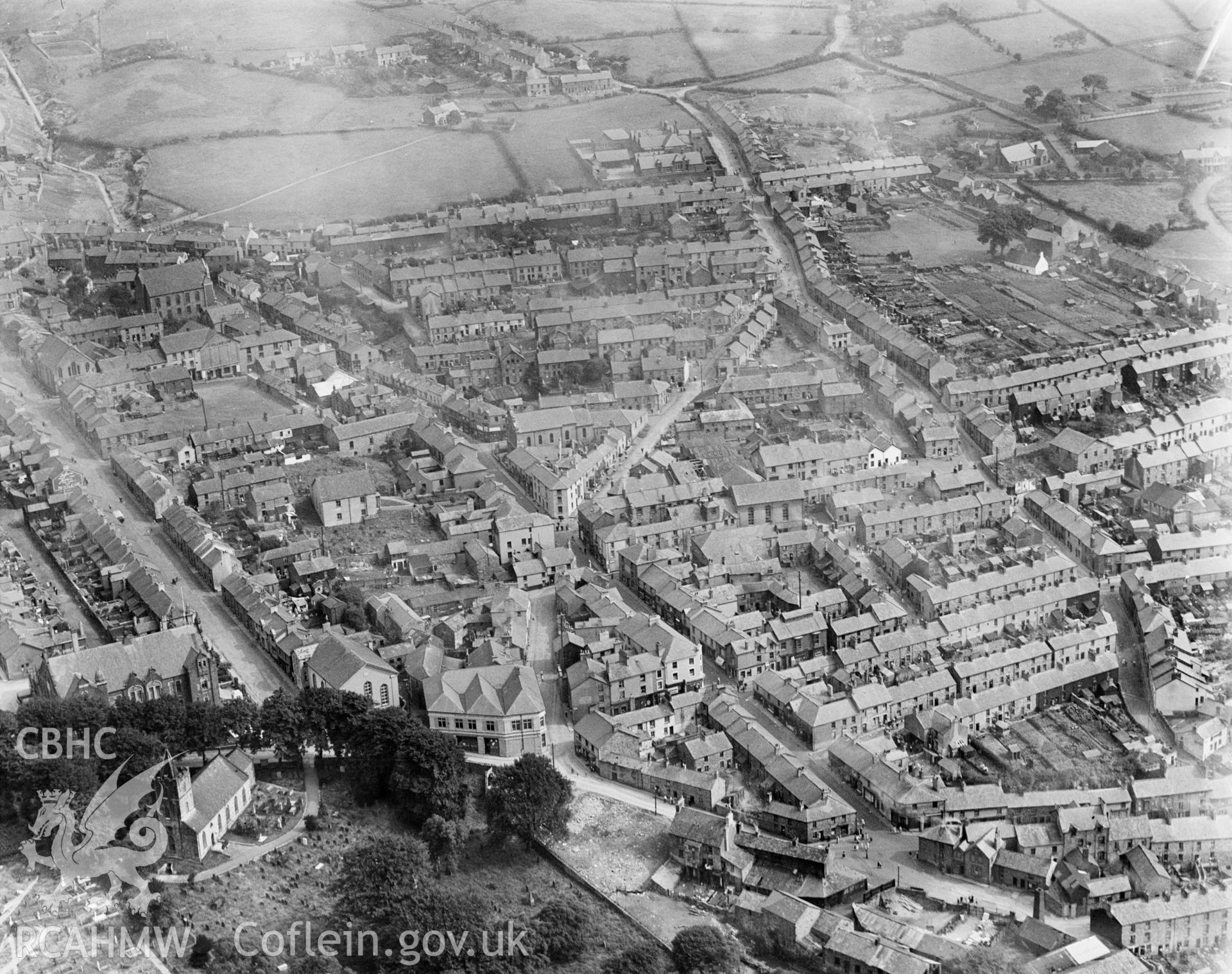General view of Blaenavon, oblique aerial view. 5?x4? black and white glass plate negative.