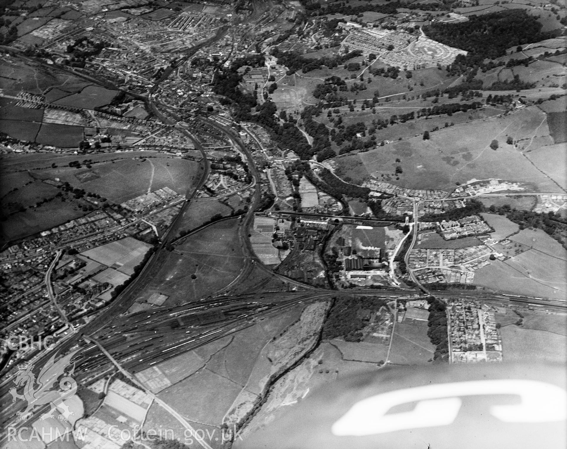 General view of Pontypool, oblique aerial view. 5?x4? black and white glass plate negative.