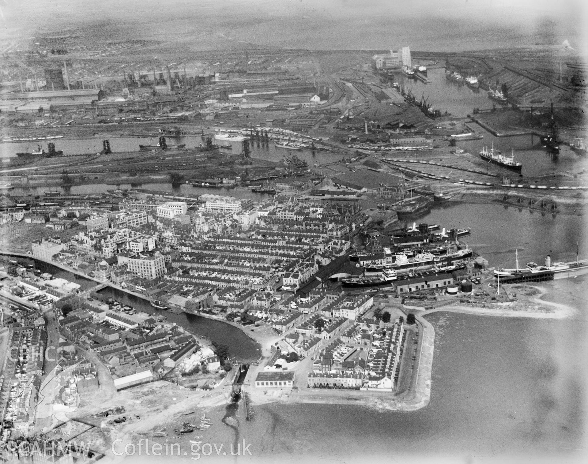General view of cardiff docks, oblique aerial view. 5?x4? black and white glass plate negative.