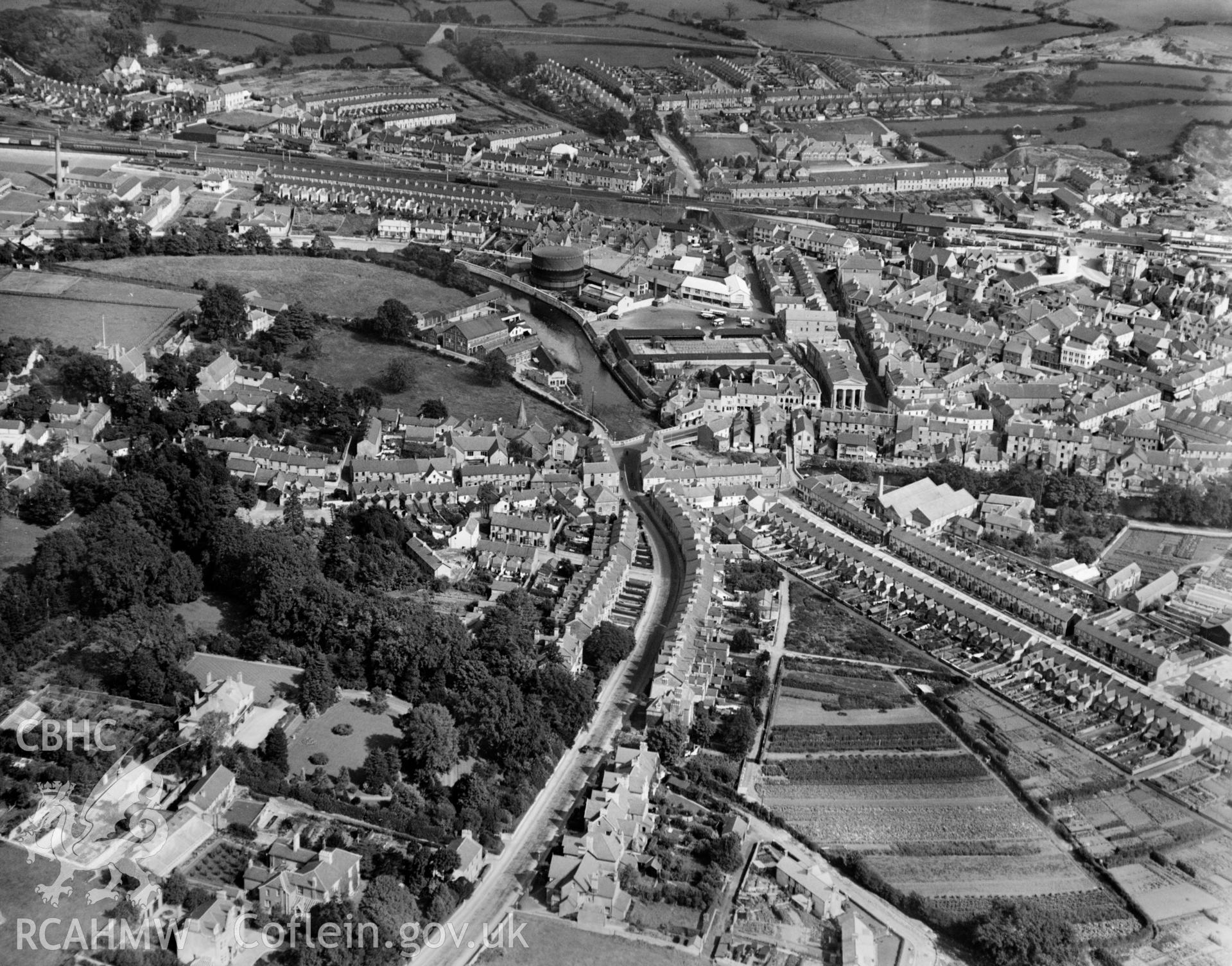 General view of Bridgend, oblique aerial view. 5?x4? black and white glass plate negative.