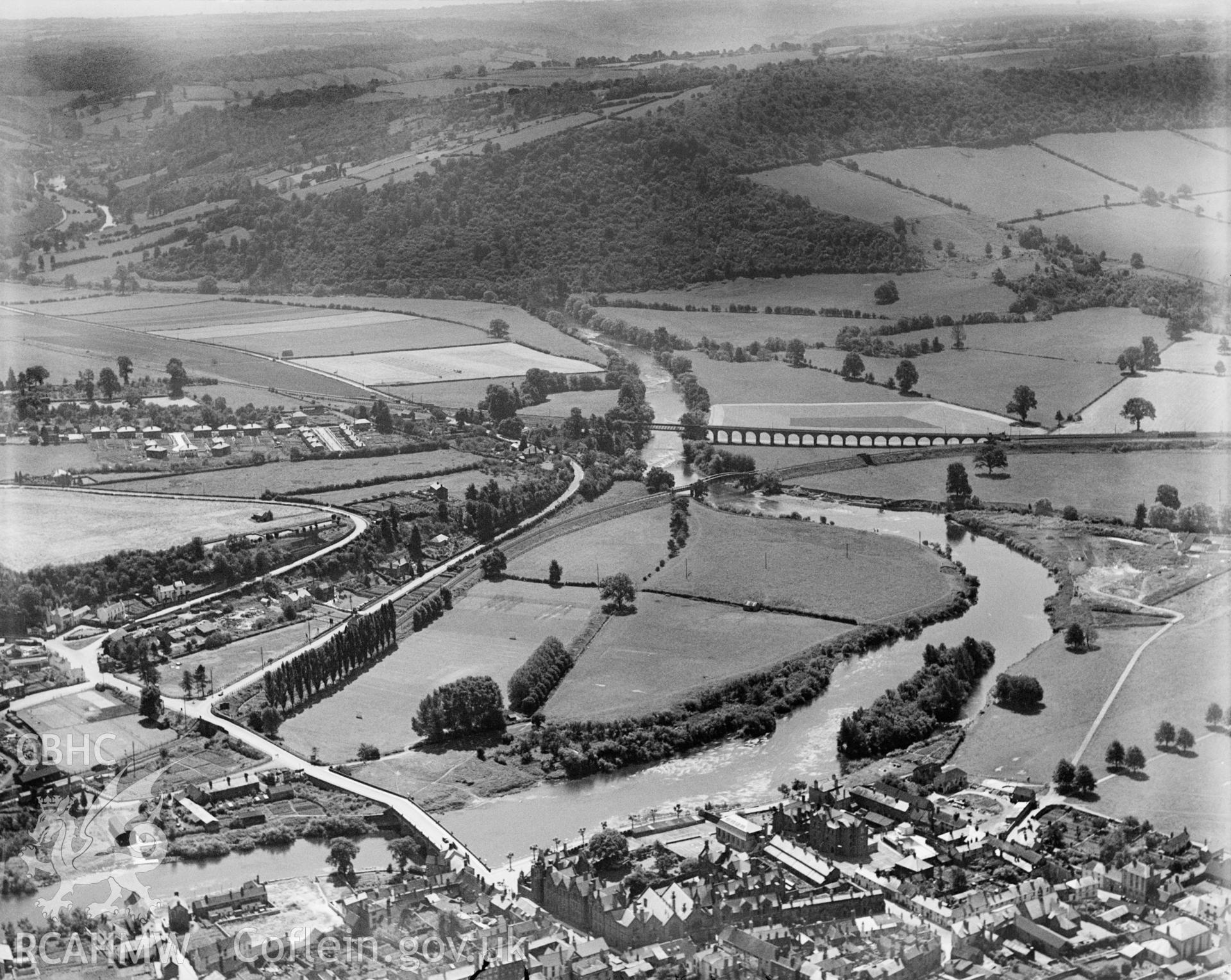 View of Monmouth showing school and viaduct, oblique aerial view. 5?x4? black and white glass plate negative.