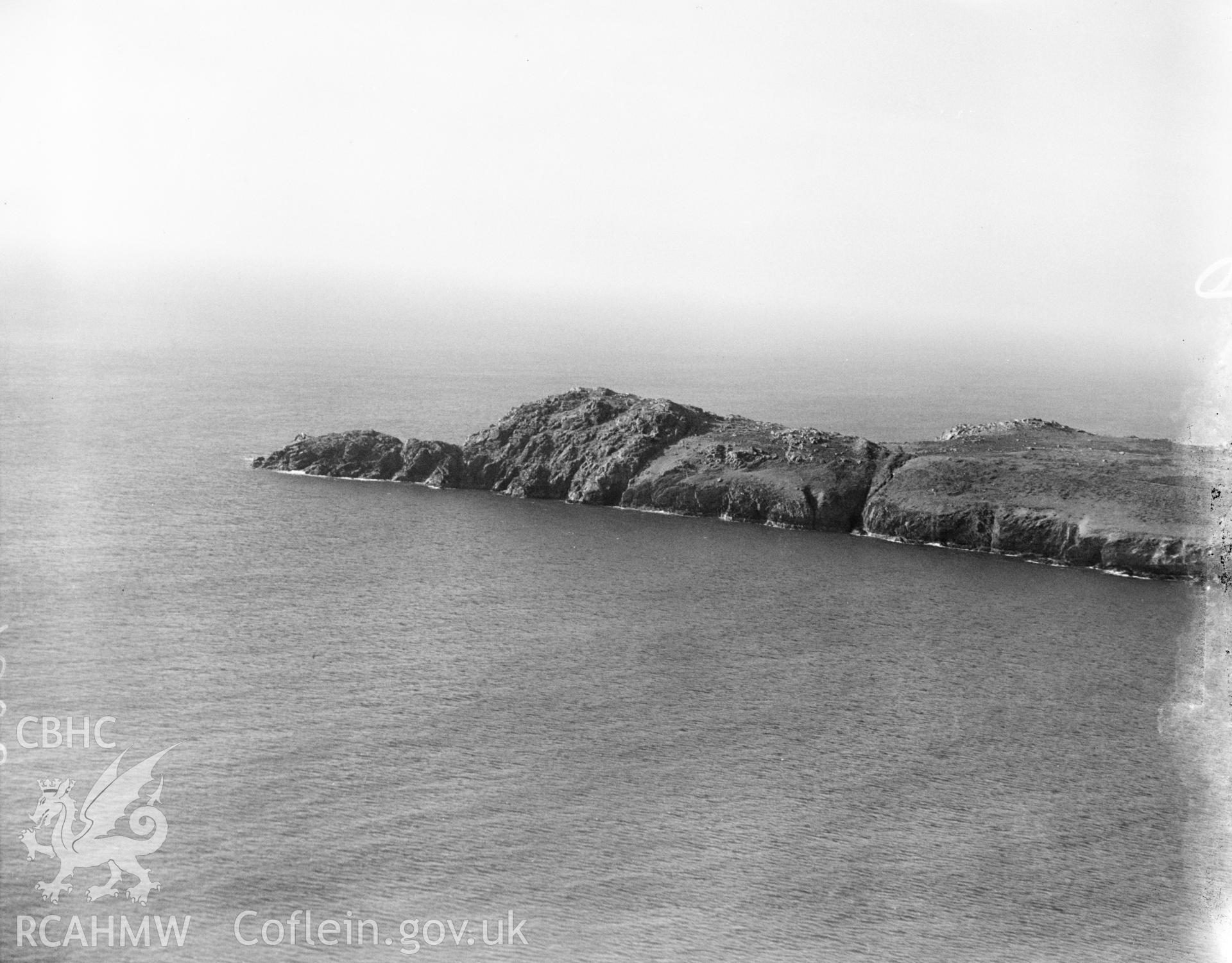 View of St. Davids Head, oblique aerial view. 5?x4? black and white glass plate negative.