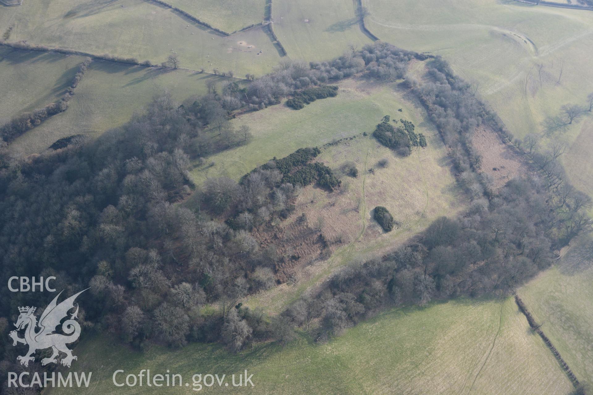 RCAHMW colour oblique photograph of Fridd Faldwyn Hillfort, Montgomery. Taken by Toby Driver on 11/03/2010.