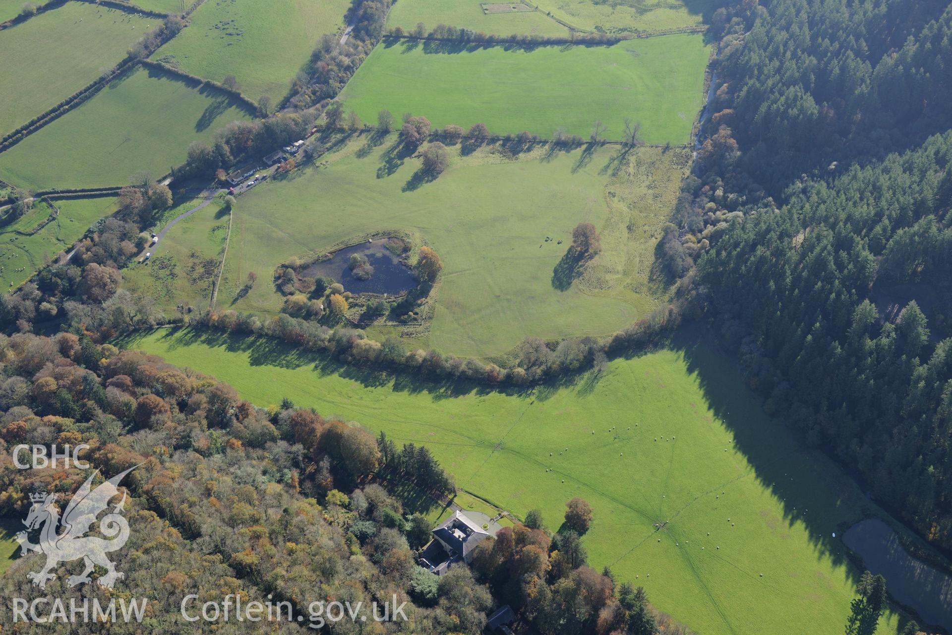 Allt-yr-Odyn House and Garden, Rhydowen. Oblique aerial photograph taken during the Royal Commission's programme of archaeological aerial reconnaissance by Toby Driver on 2nd November 2015.