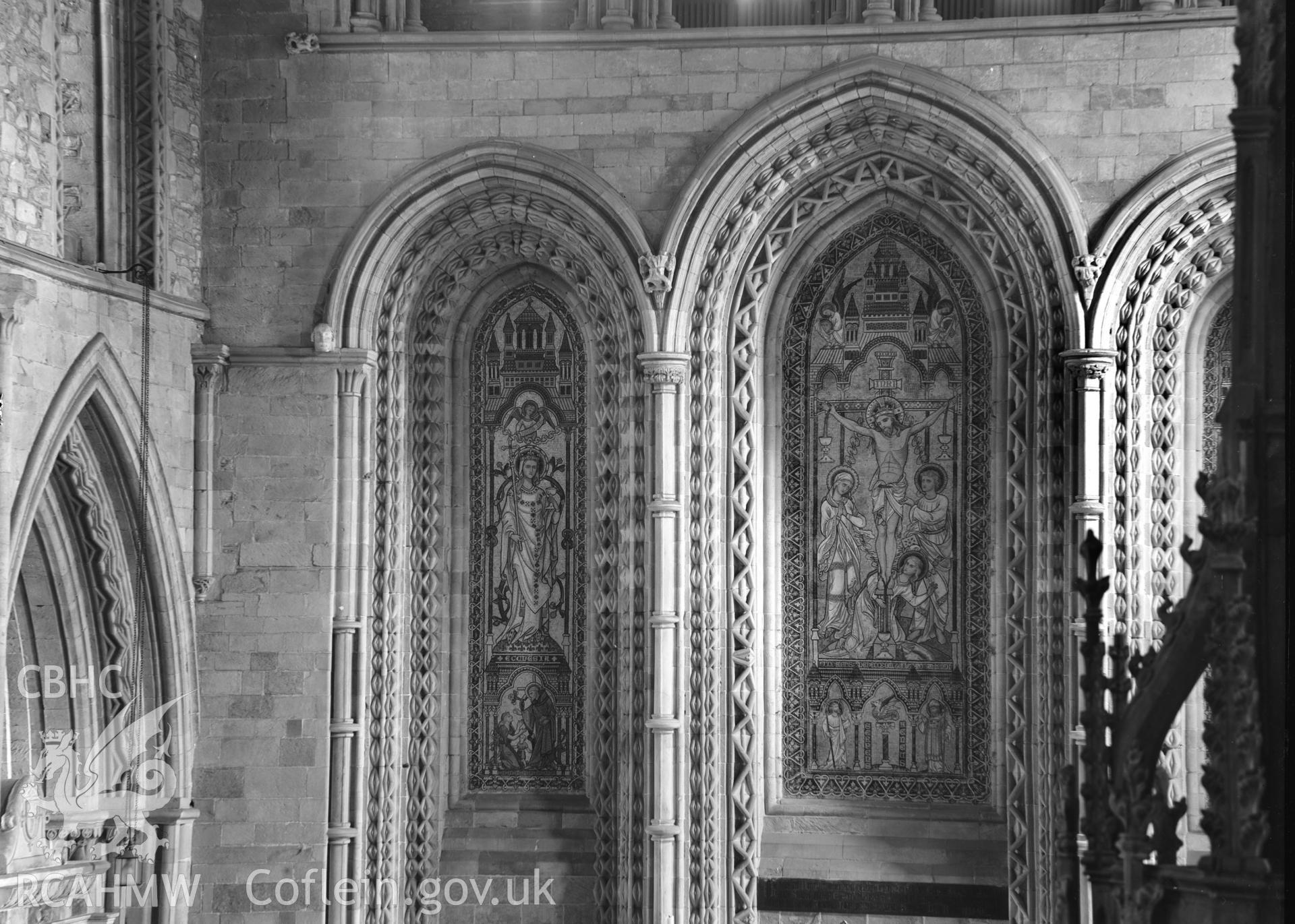 W.E.Lovegrove Collection of St Davids taken July 1936. NA/Gen/96/109e.  MIC27/2/1. Detailed interior view. Frozen acetate.