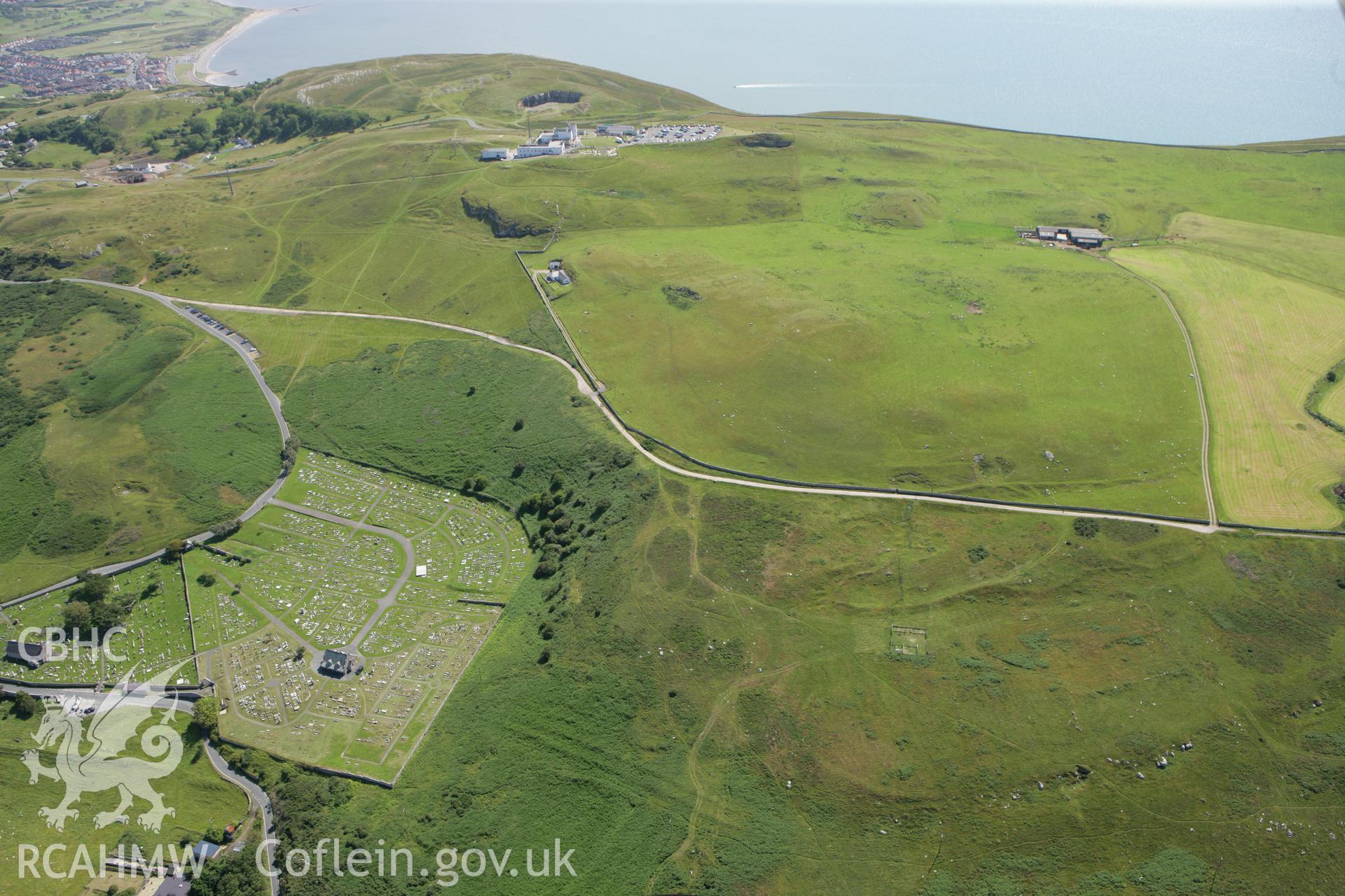 RCAHMW colour oblique photograph of Hwylfa'r Ceirw, deserted rural settlement. Taken by Toby Driver on 20/07/2011.