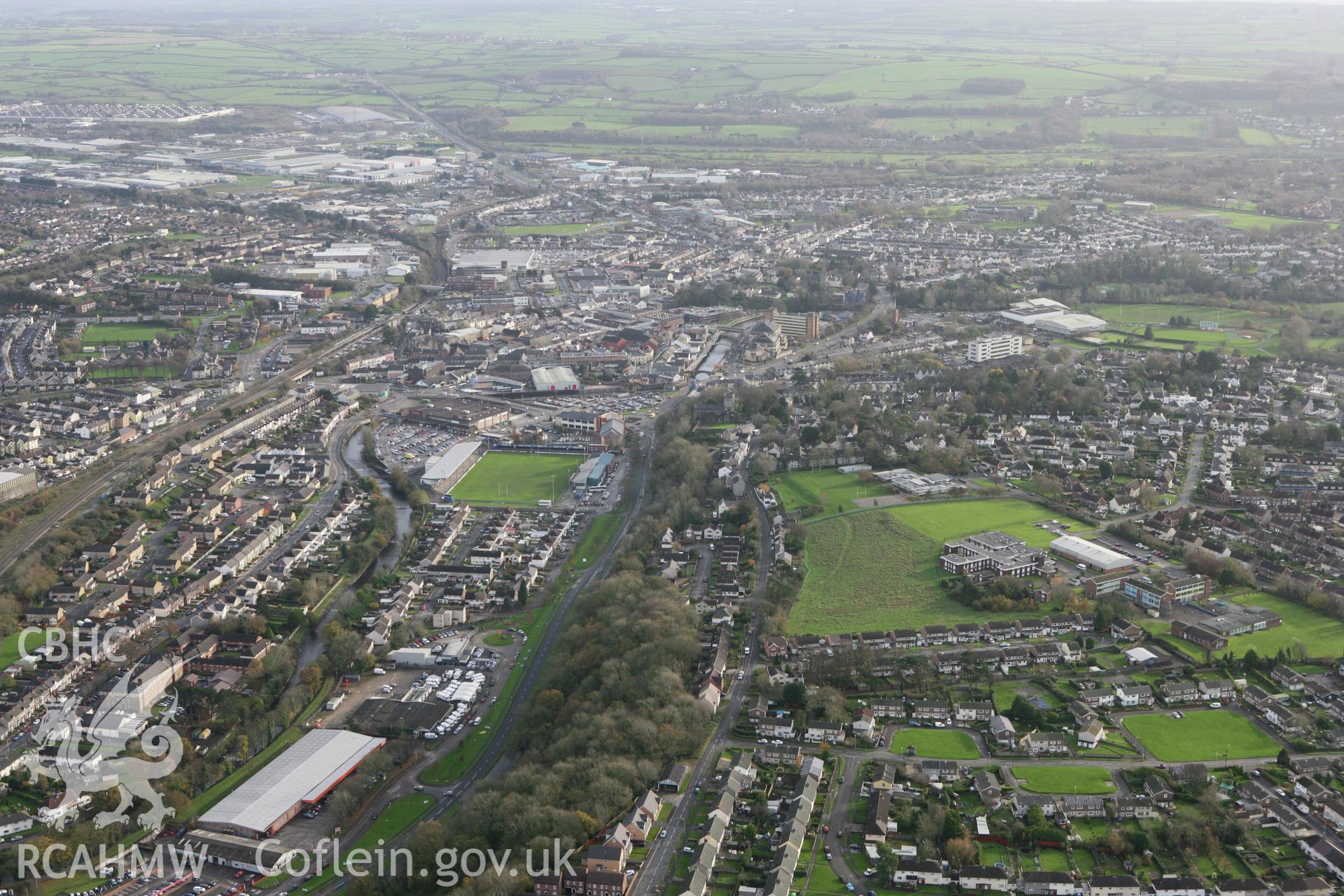 RCAHMW colour oblique photograph of Bridgend, from the north. Taken by Toby Driver on 17/11/2011.