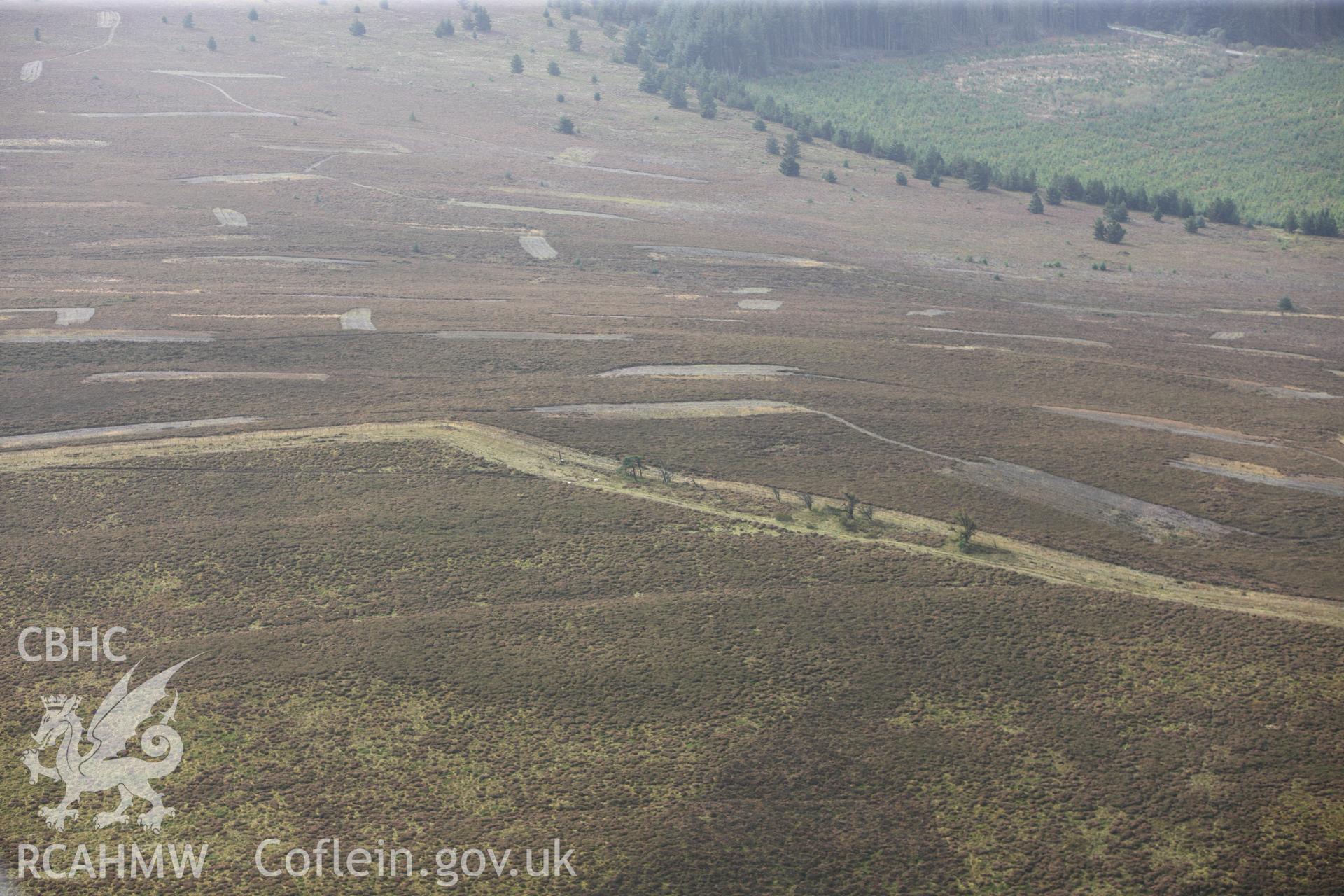 RCAHMW colour oblique photograph of Vivod Mountain Cairn. Taken by Toby Driver on 04/10/2011.