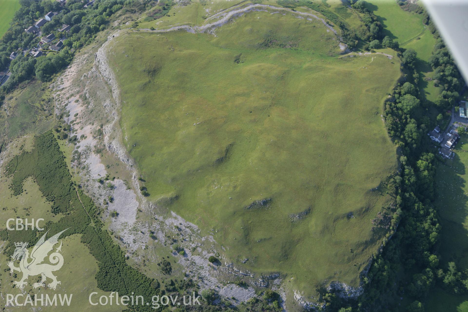 RCAHMW colour oblique photograph of Pen-y-Corddyn Mawr. Taken by Toby Driver and Oliver Davies on 27/07/2011.