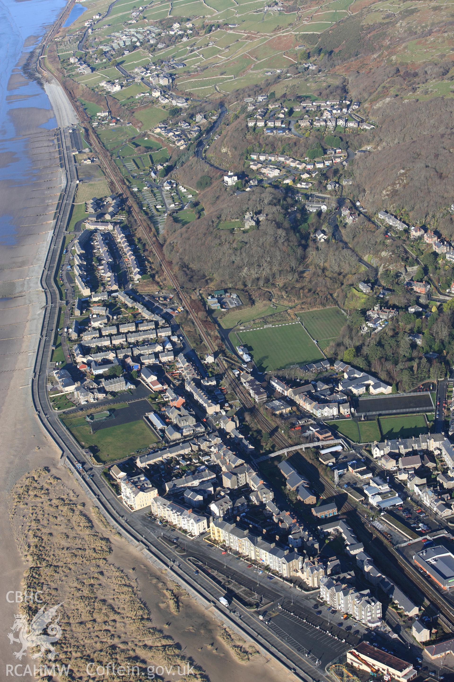 RCAHMW colour oblique photograph of Barmouth, townscape looking north. Taken by Toby Driver on 10/12/2012.